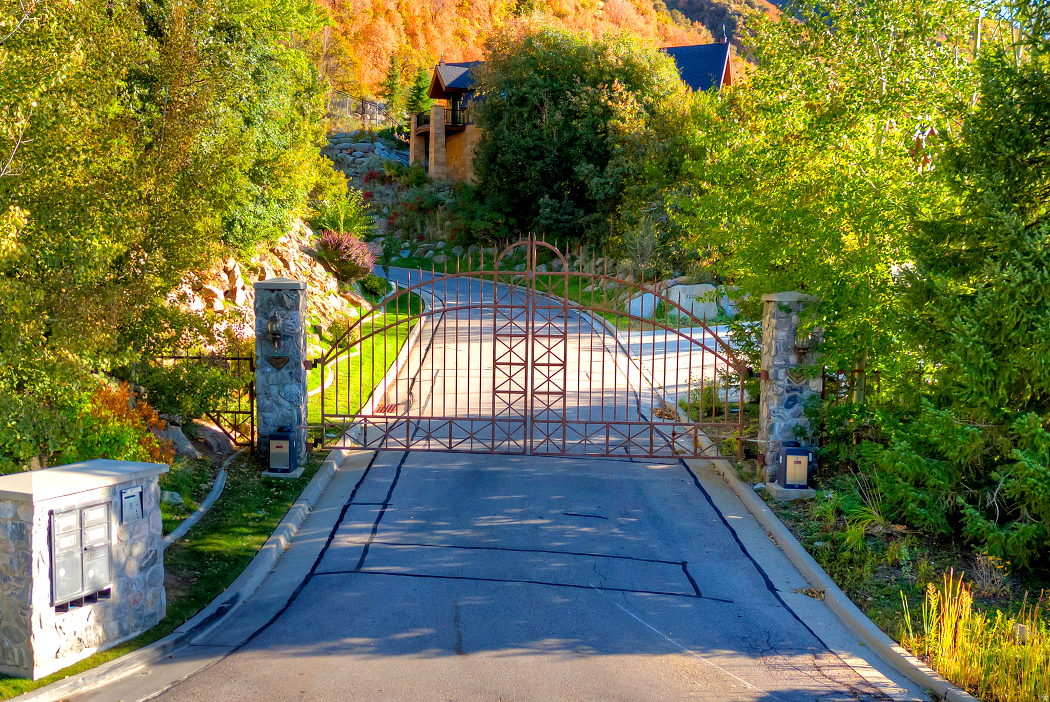 LOST CANYON ESTATES - Residential