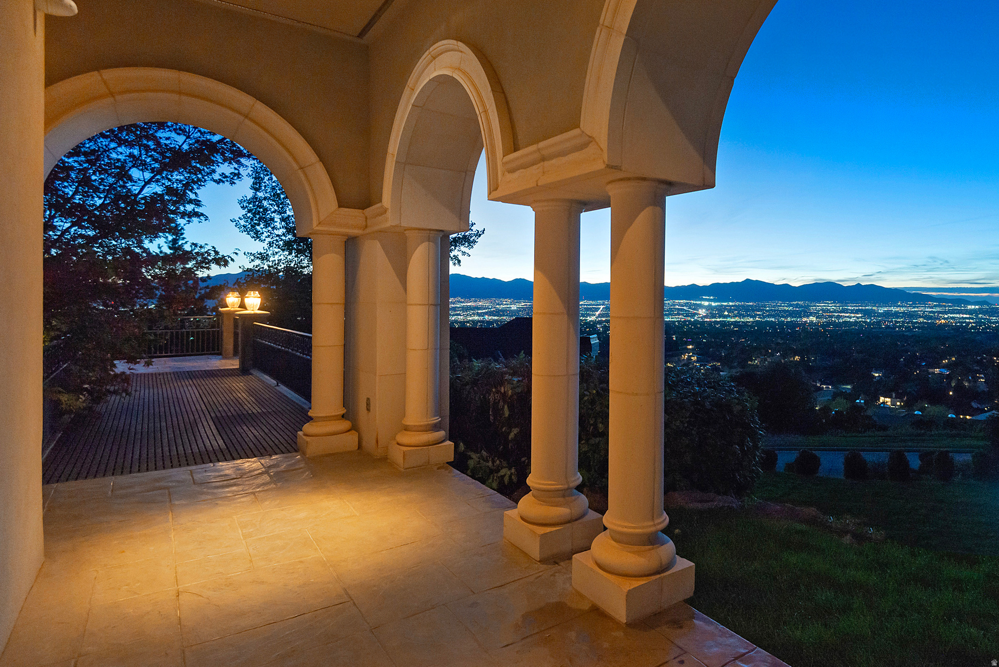 LOST CANYON ESTATES - Residential