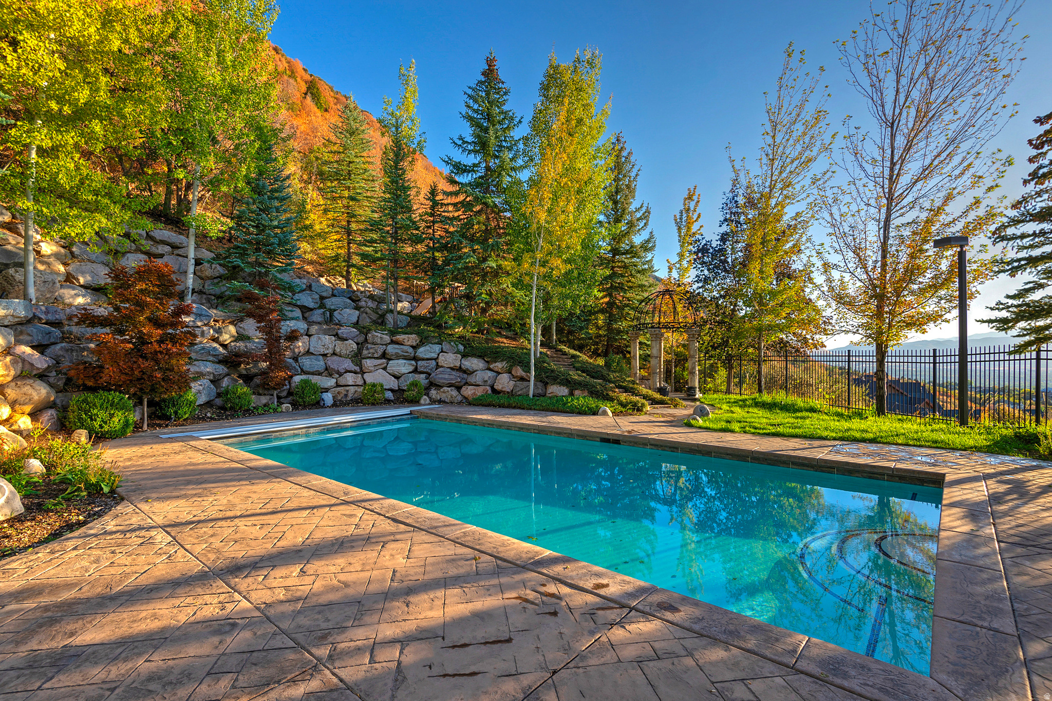 LOST CANYON ESTATES - Residential