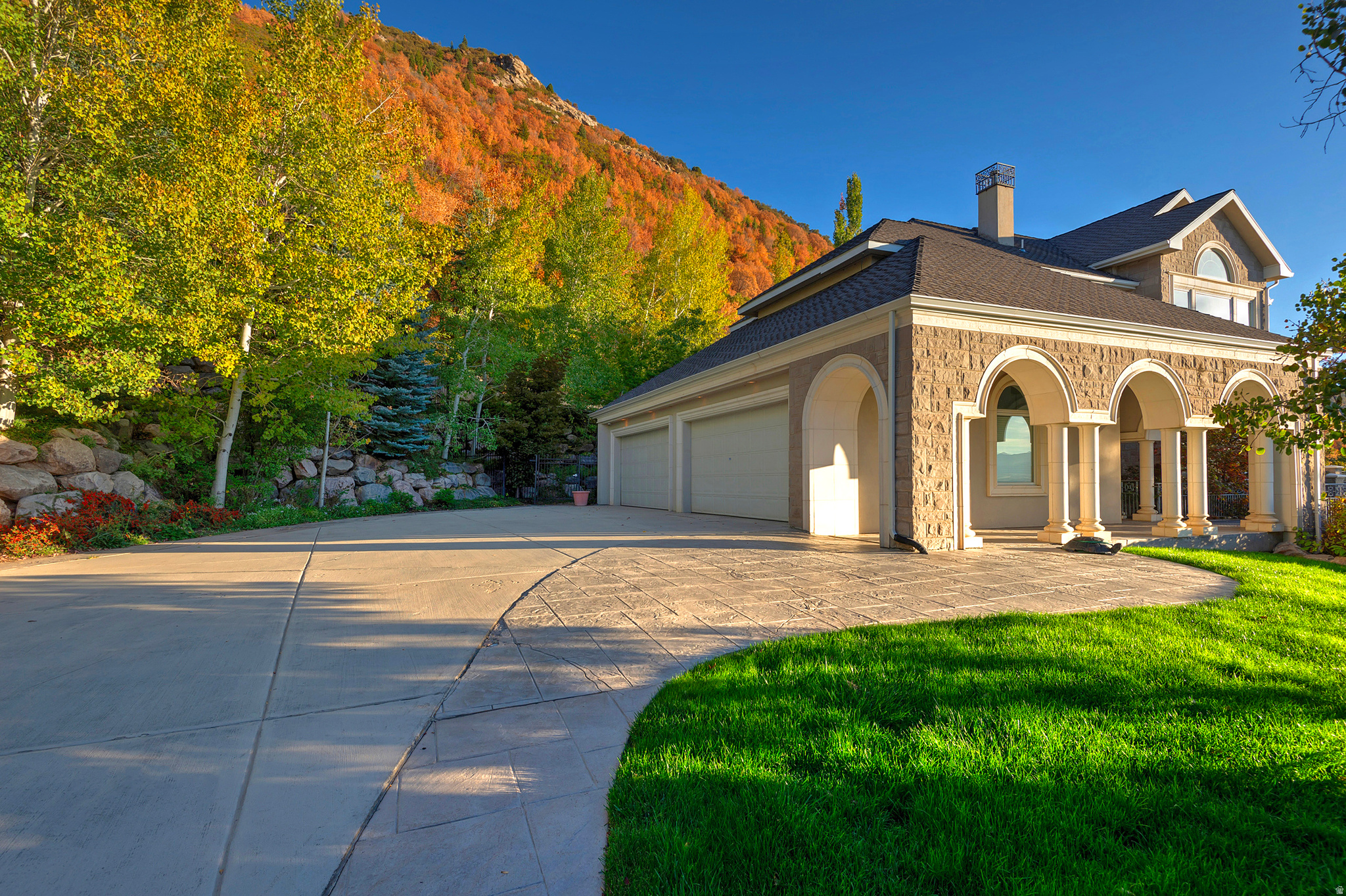 LOST CANYON ESTATES - Residential