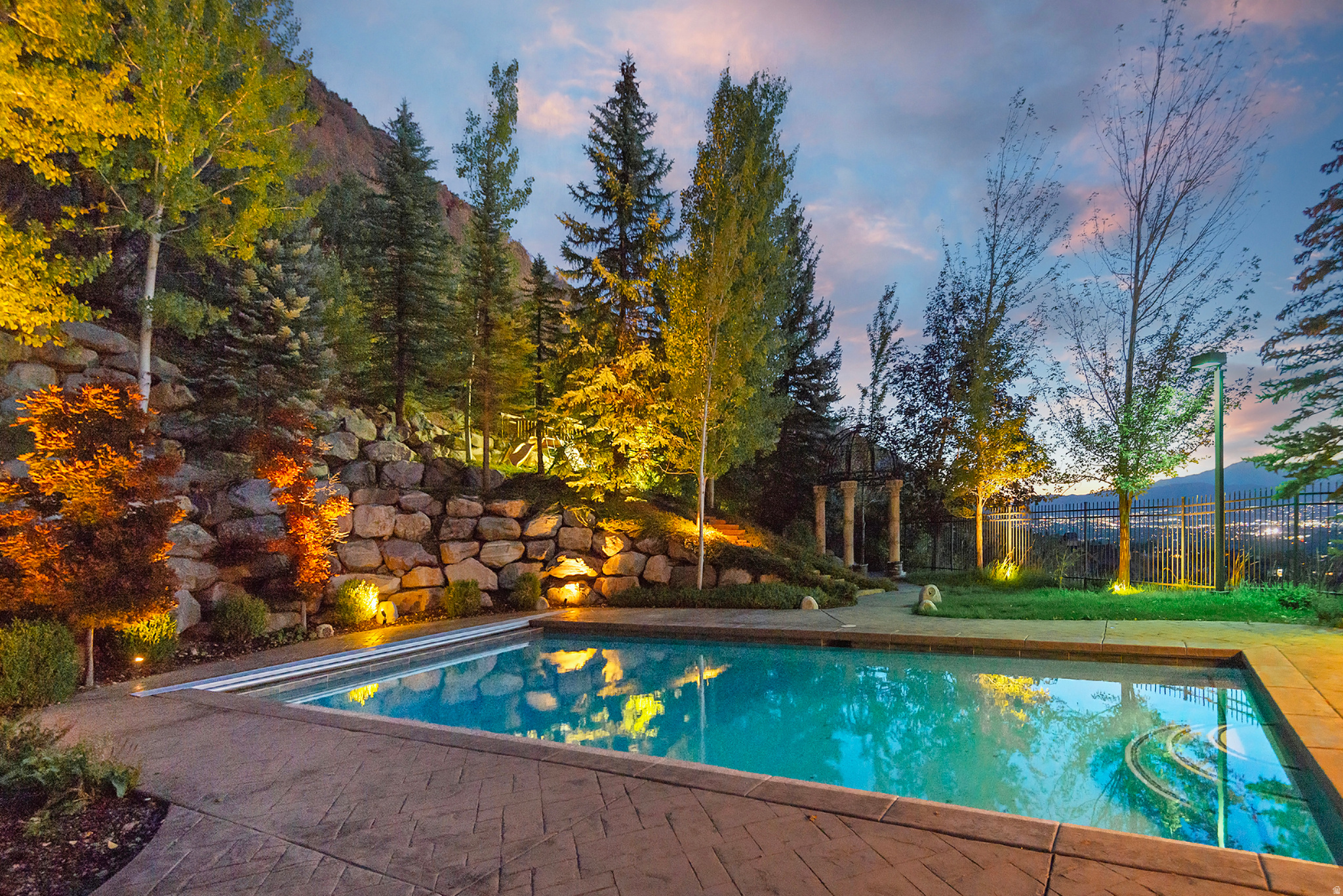LOST CANYON ESTATES - Residential
