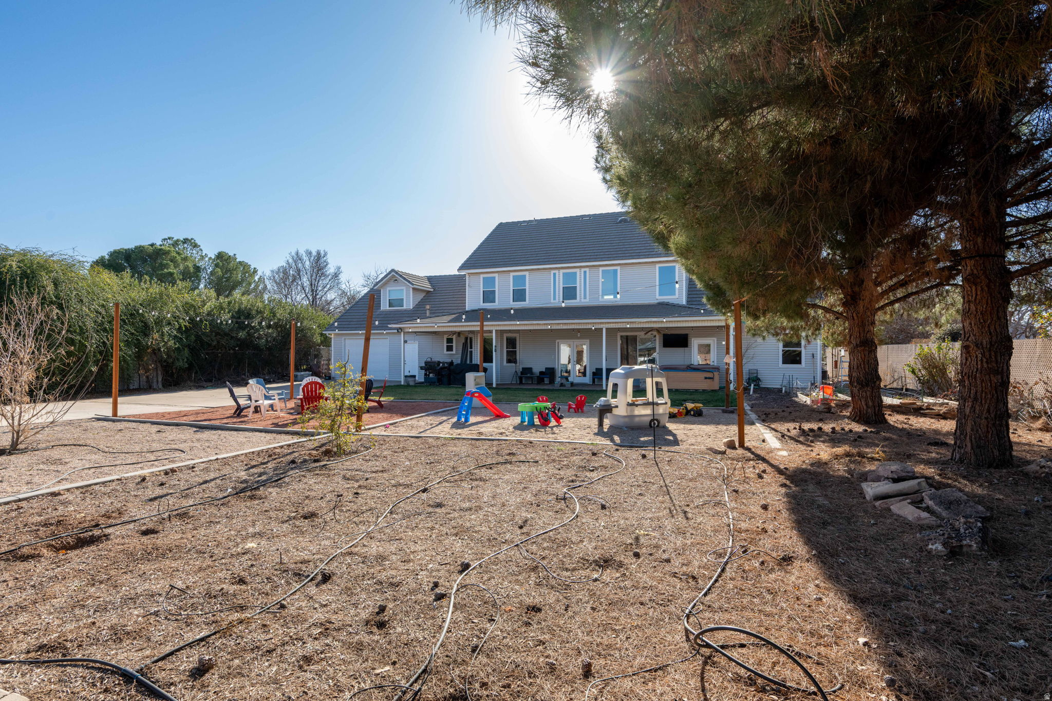 PINE VIEW EST 2 - Residential