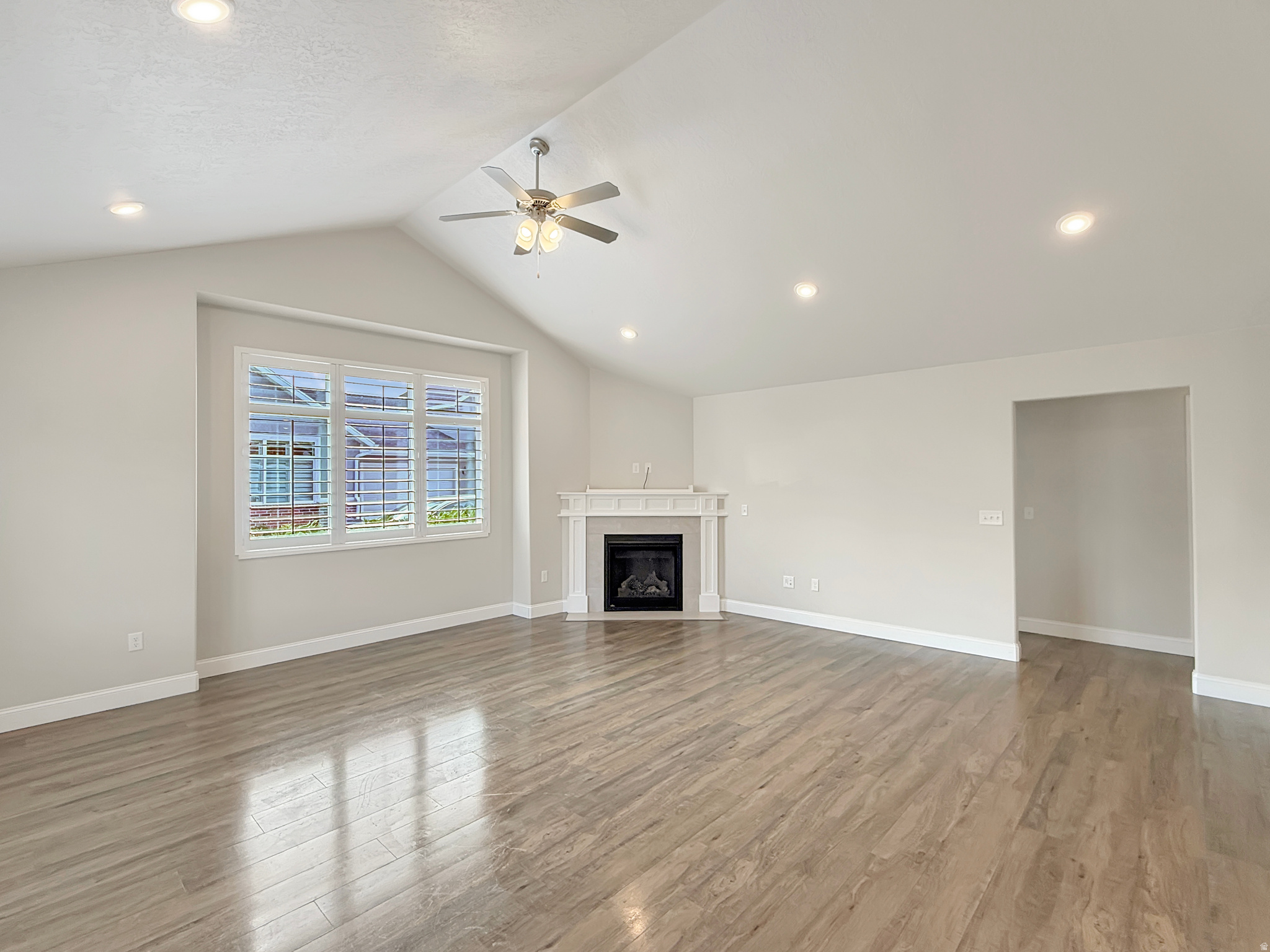 MIDAS CREEK VILLAS - Residential