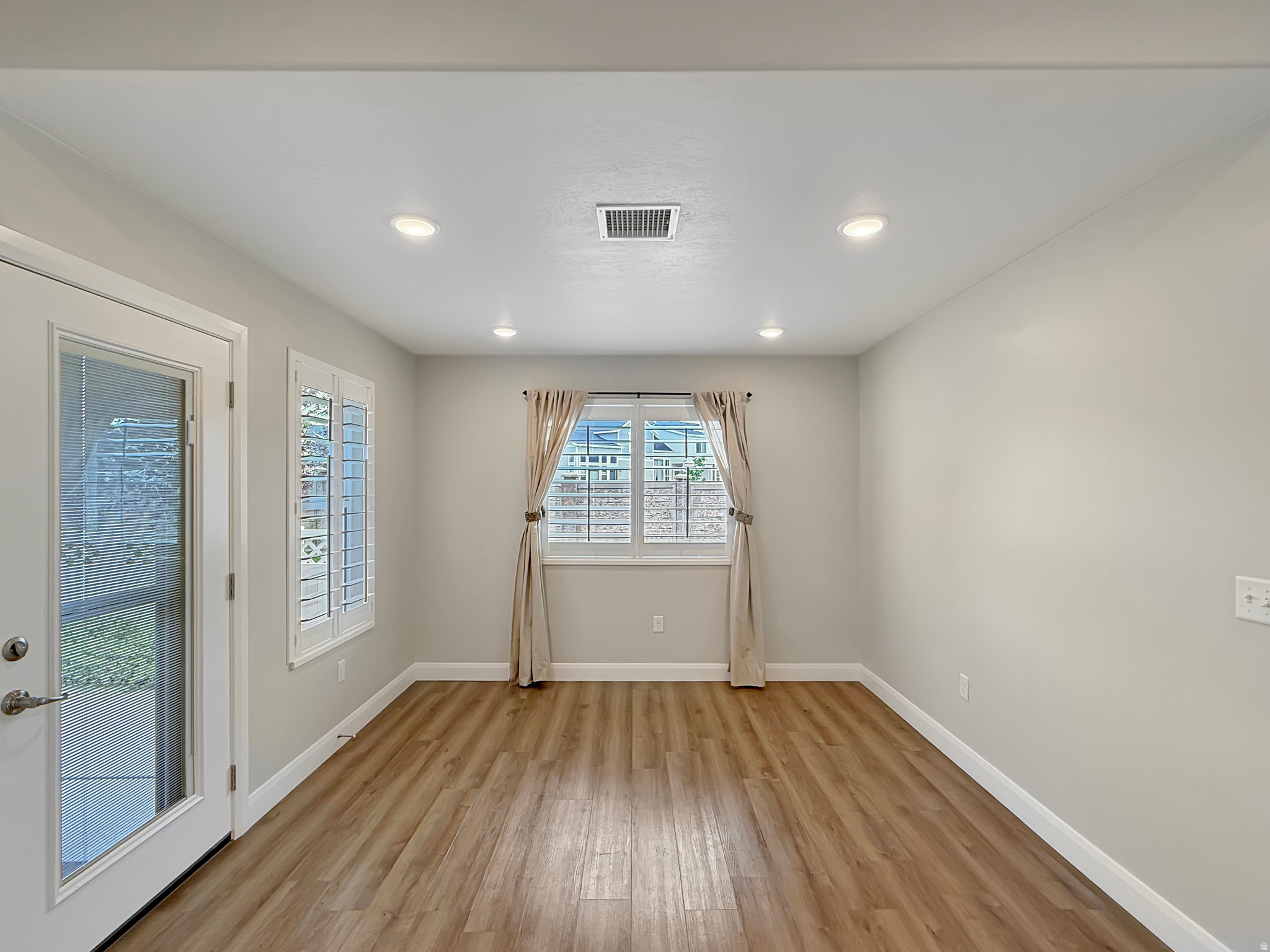 MIDAS CREEK VILLAS - Residential