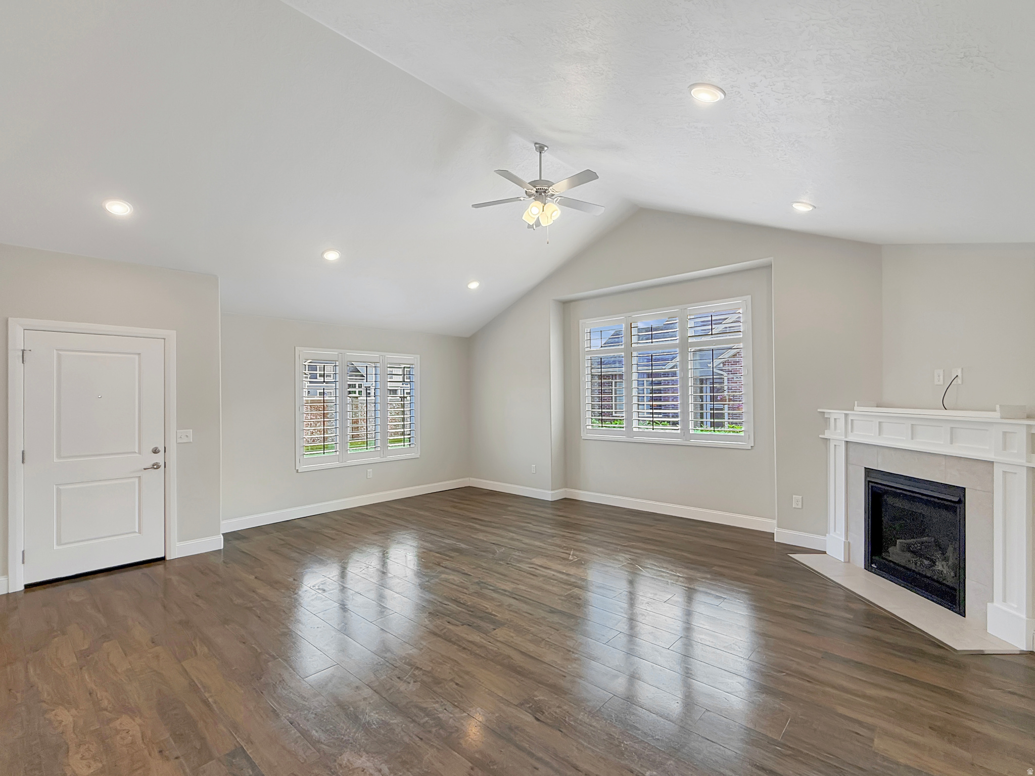 MIDAS CREEK VILLAS - Residential