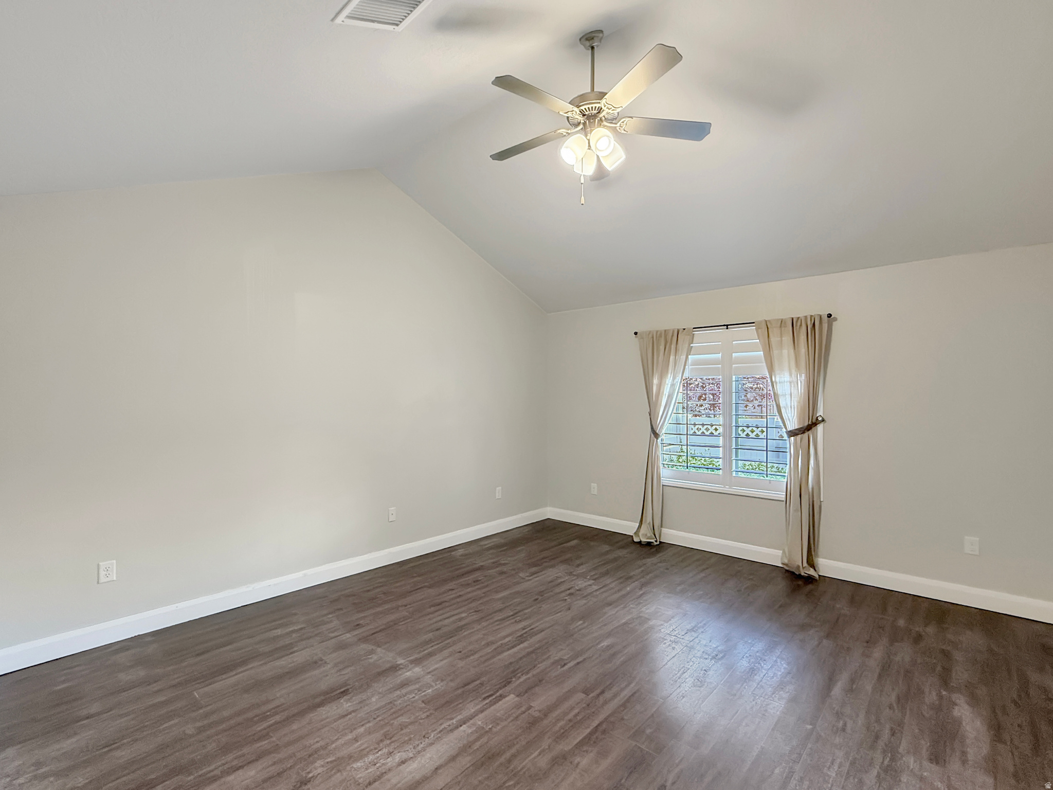 MIDAS CREEK VILLAS - Residential