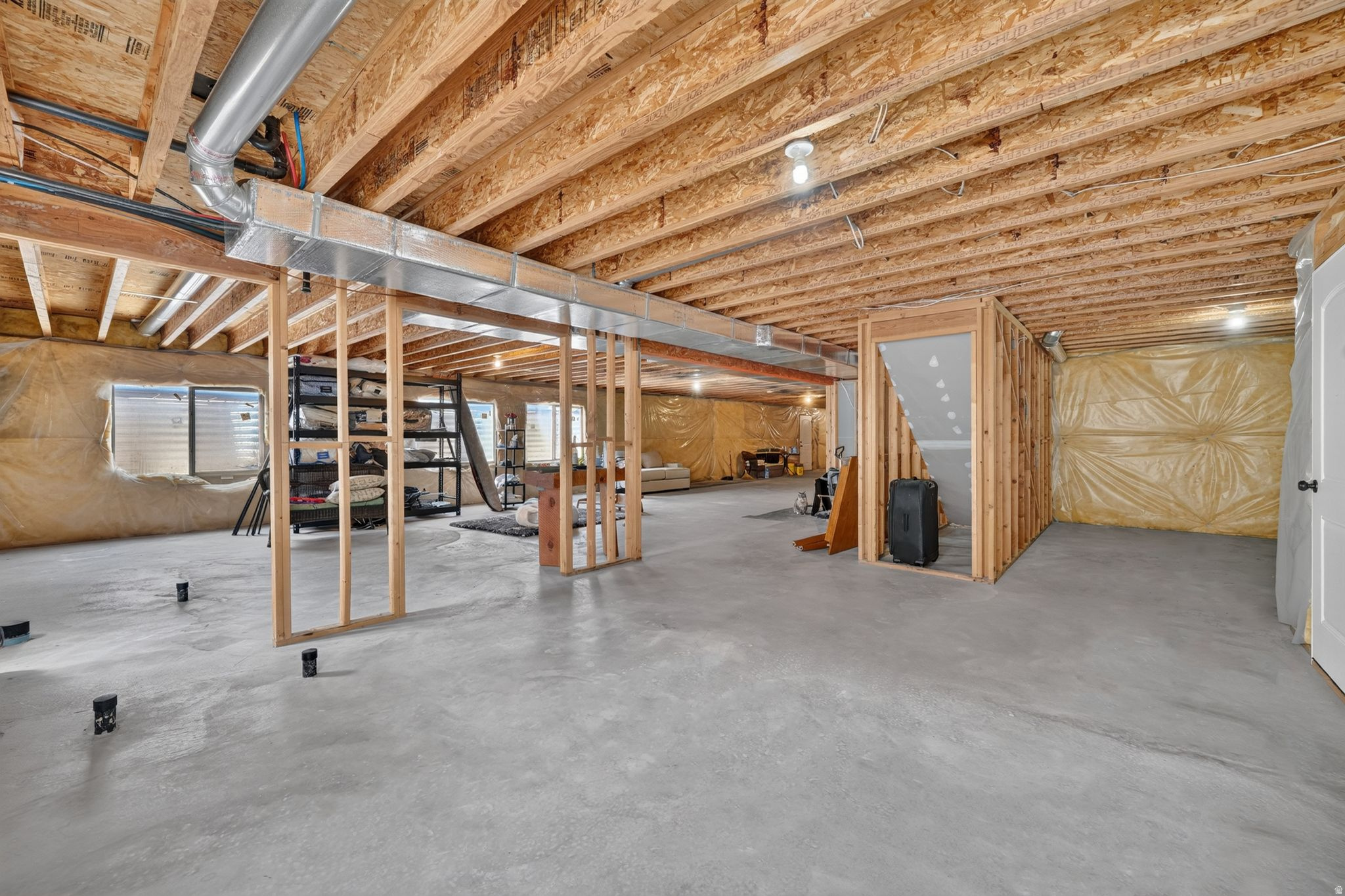 LUCAS DELL - Residential
