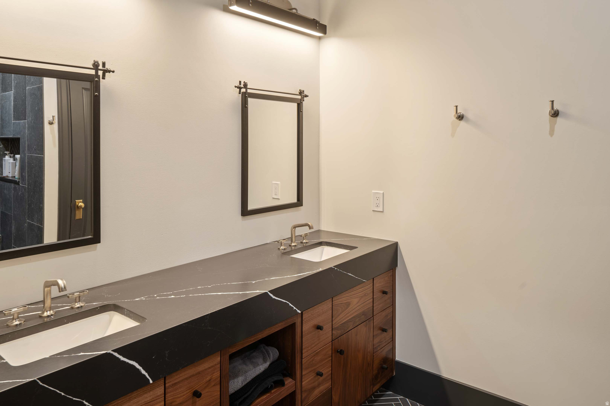 HIGHLAND FIELDS - Residential