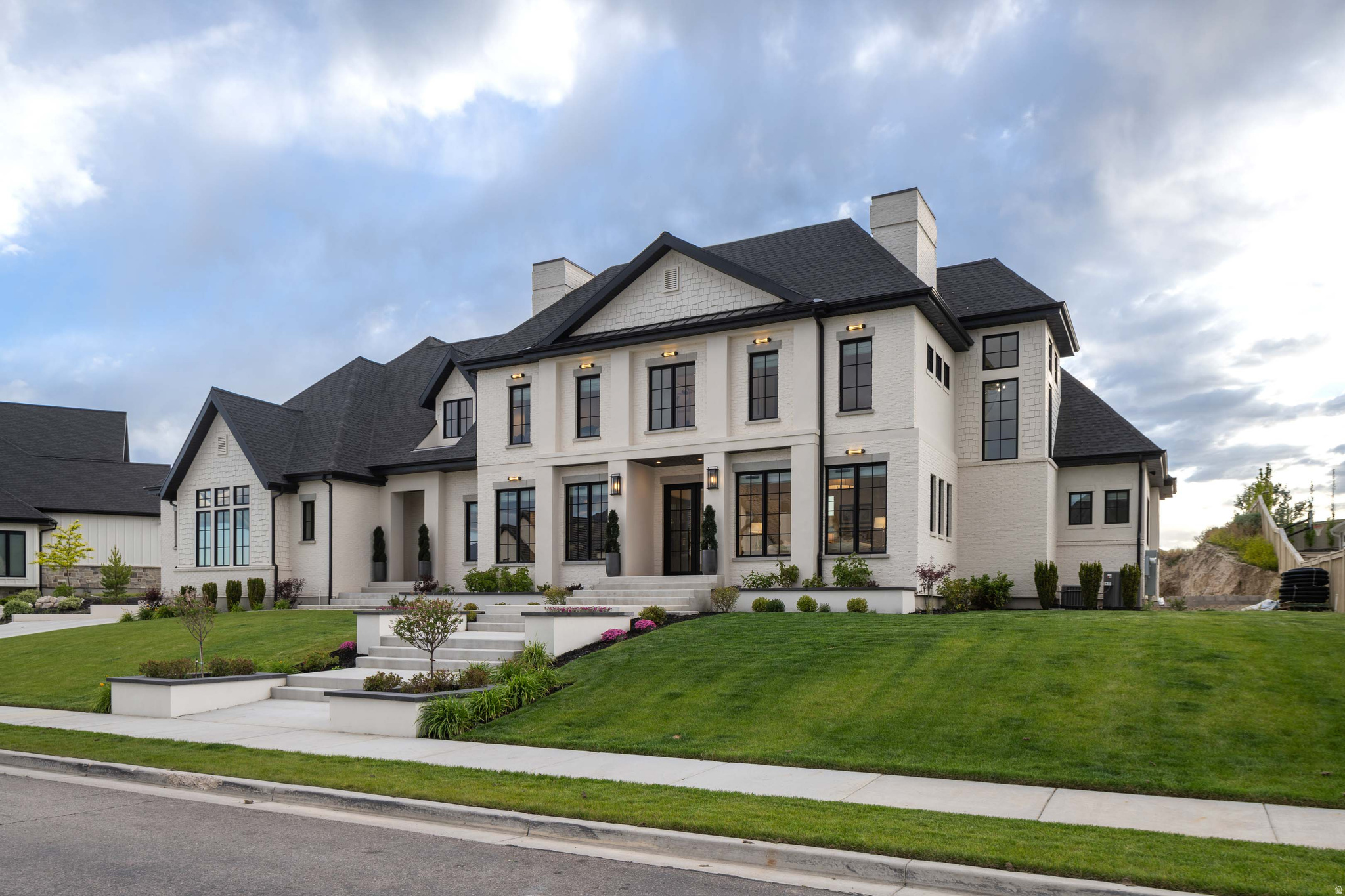HIGHLAND FIELDS - Residential