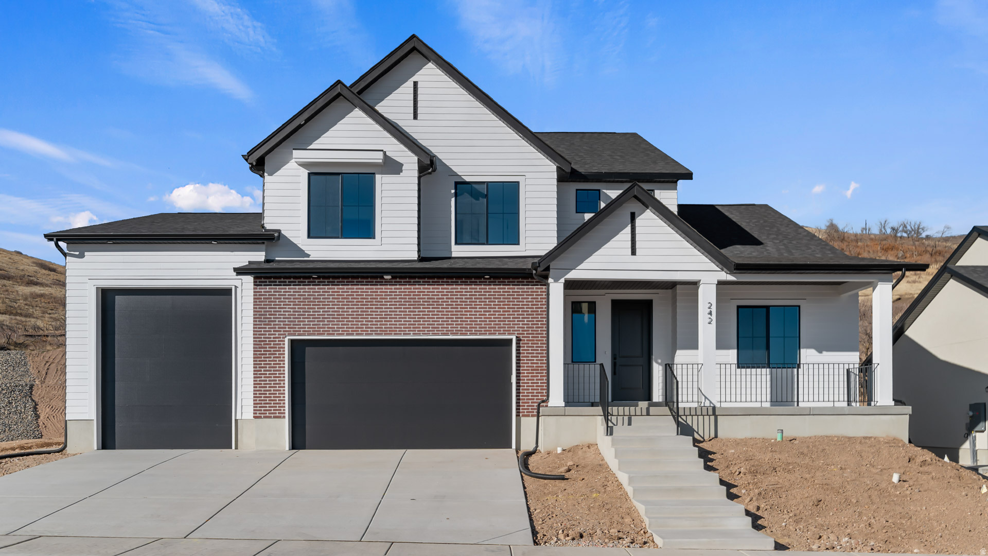 THE MAJORS - Residential