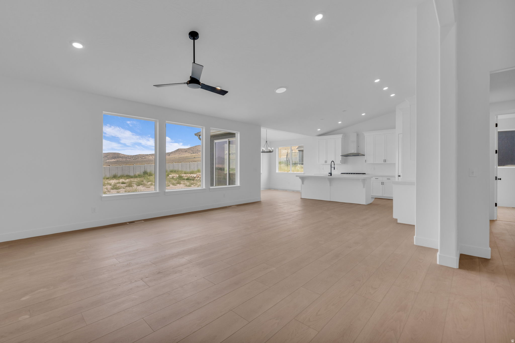 SCARLET RIDGE - Residential