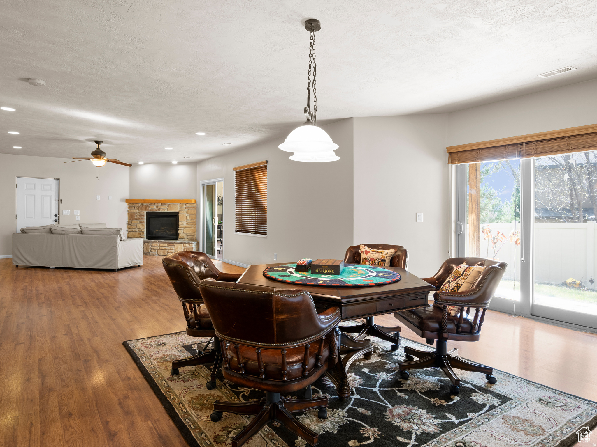 IVORY HIGHLANDS - Residential