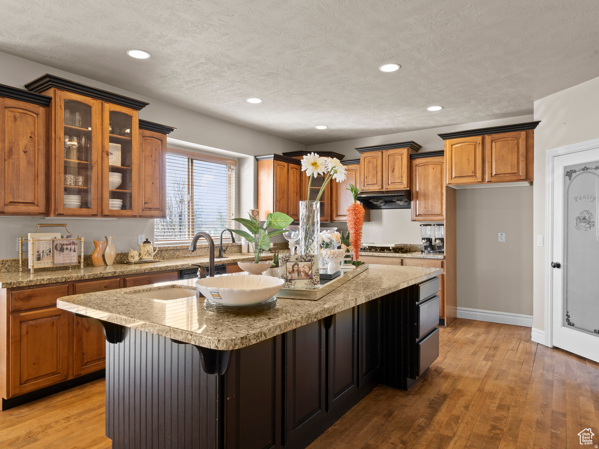 IVORY HIGHLANDS - Residential