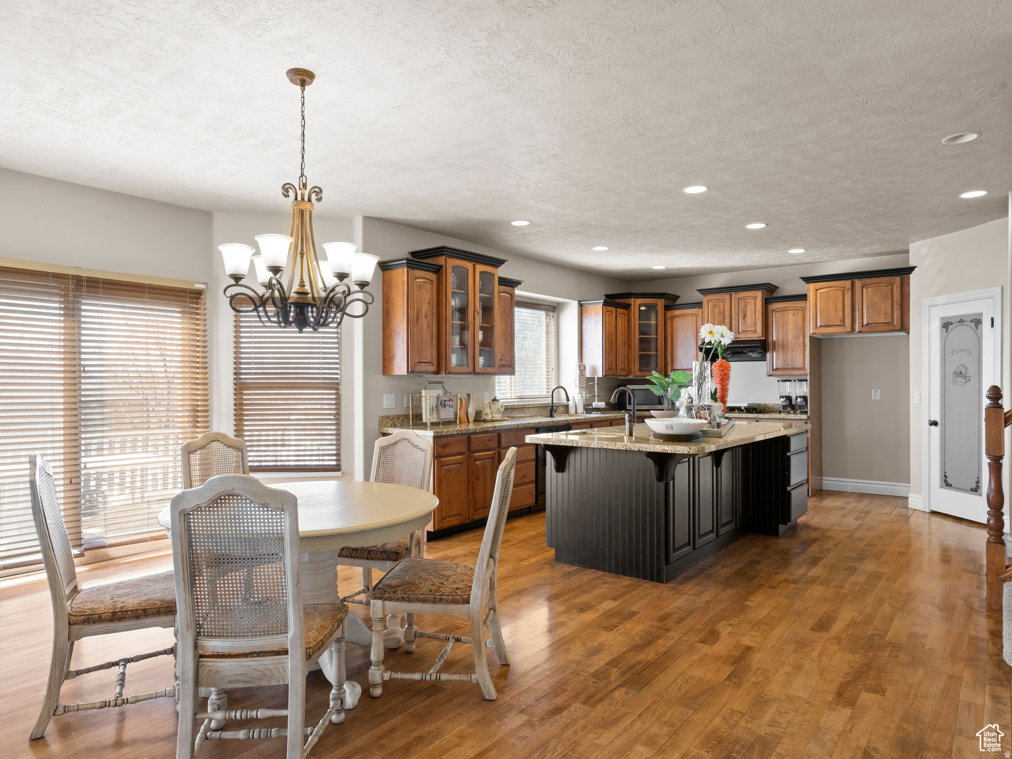 IVORY HIGHLANDS - Residential