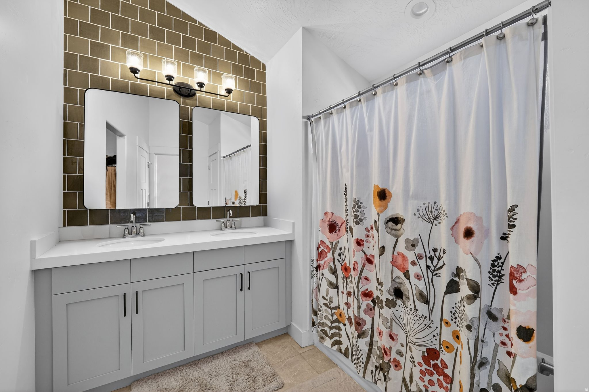 SPRINGLEAF TOWNHOMES - Residential