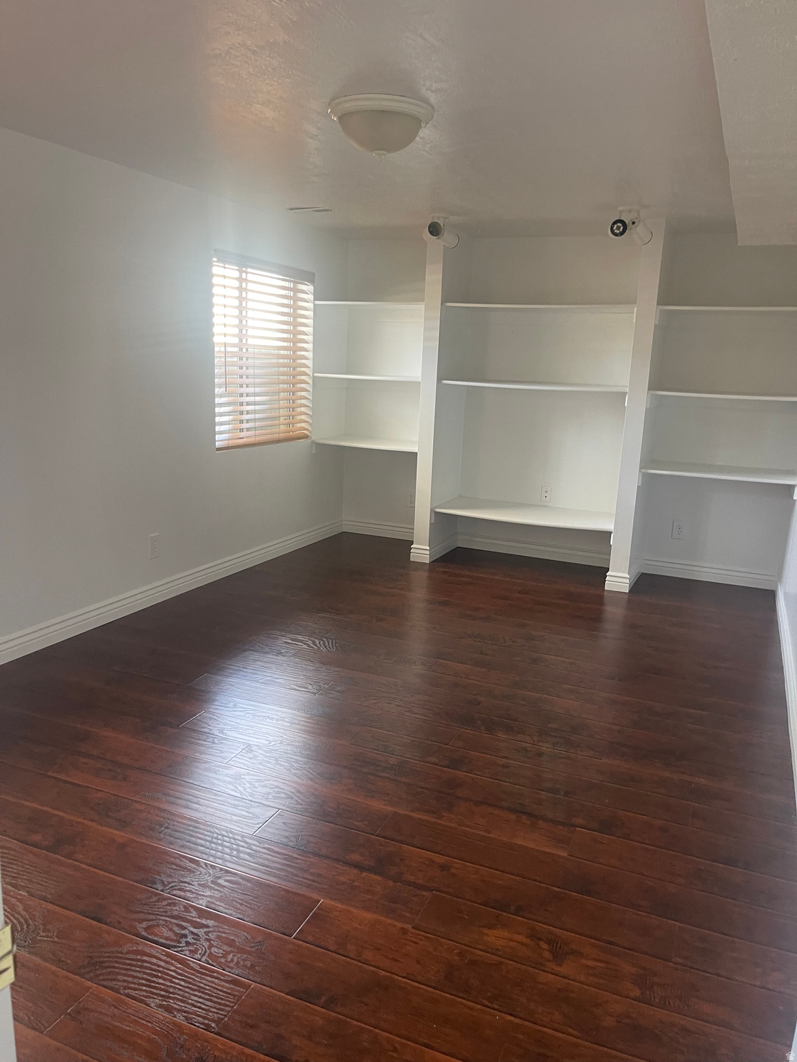 NELSON - Residential