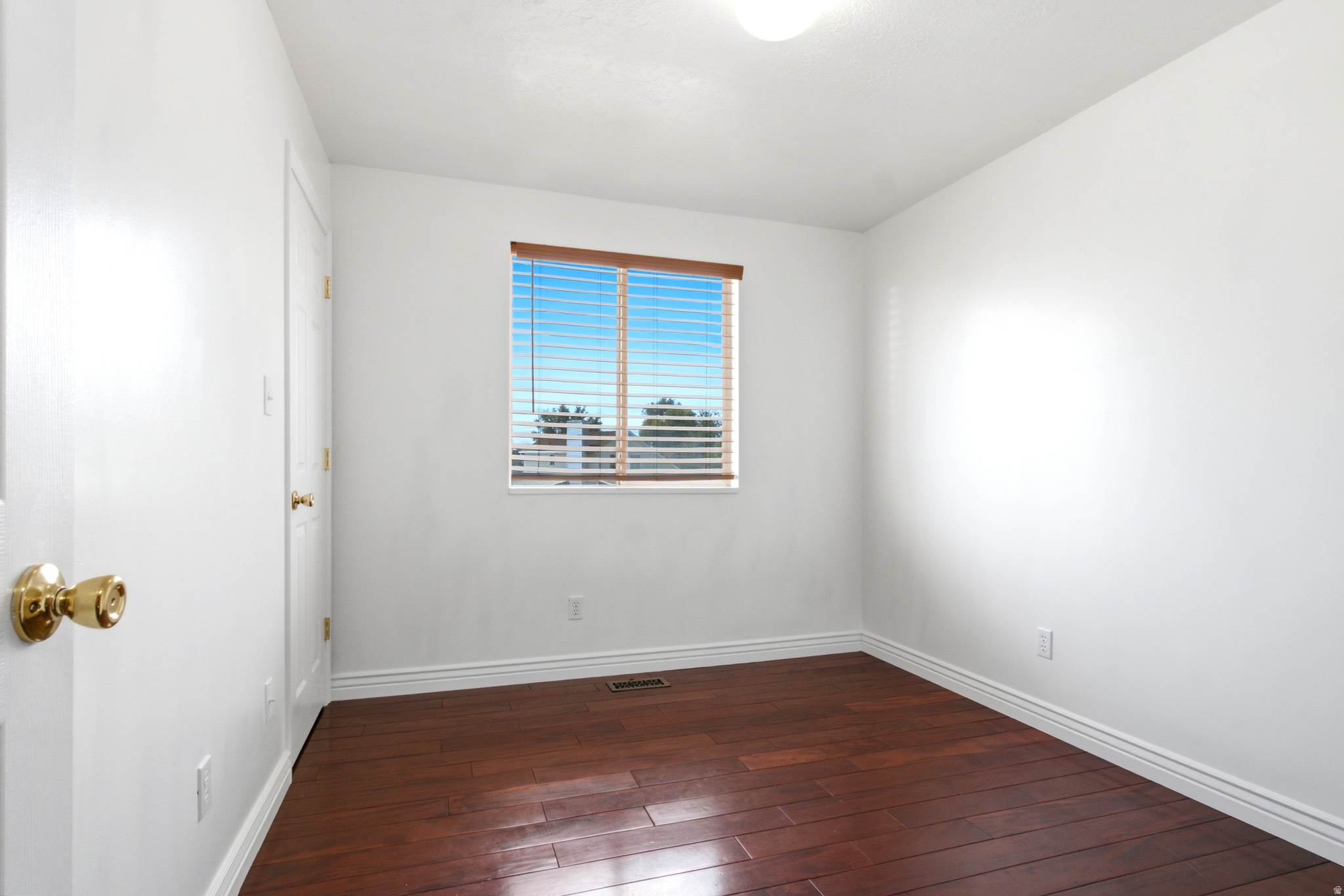 NELSON - Residential