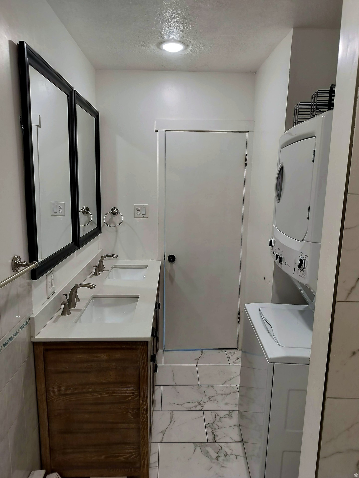 GREENWOOD - Residential Lease