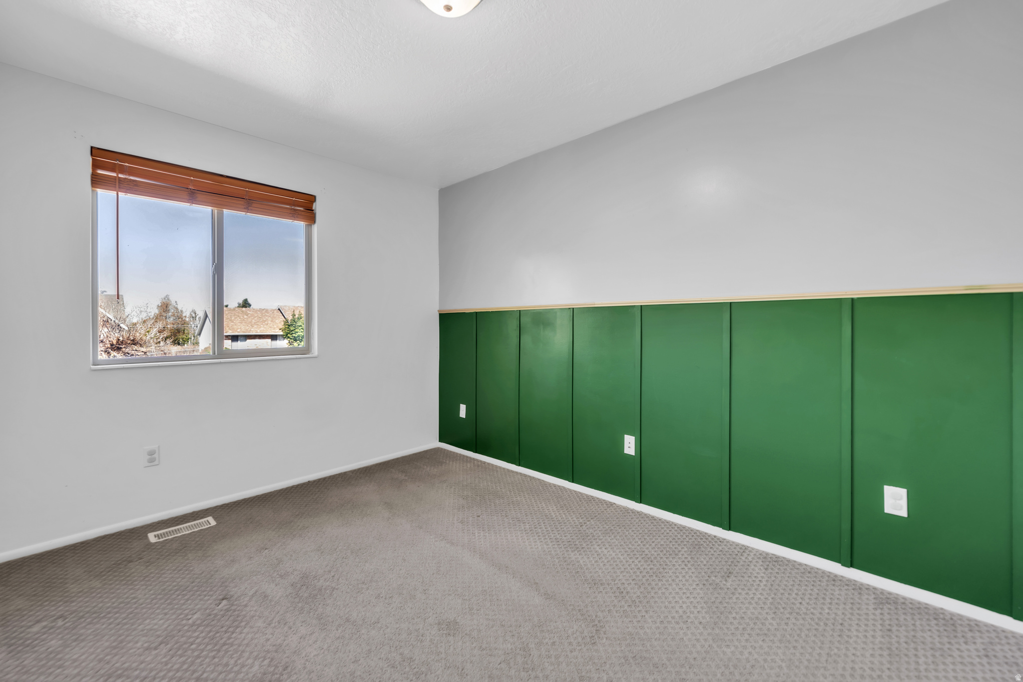 EAST MEADOWS NO 2 - Residential