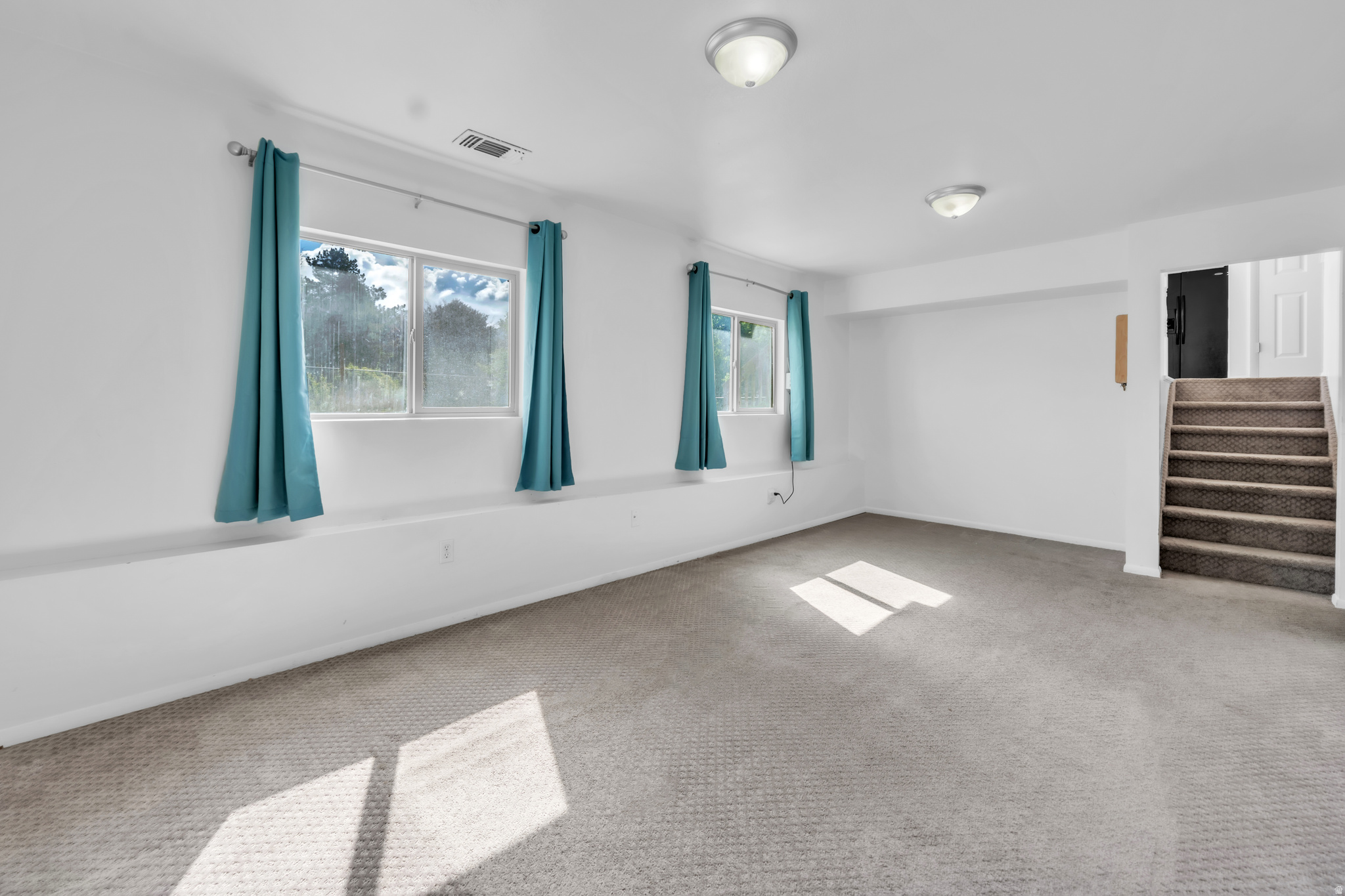 EAST MEADOWS NO 2 - Residential