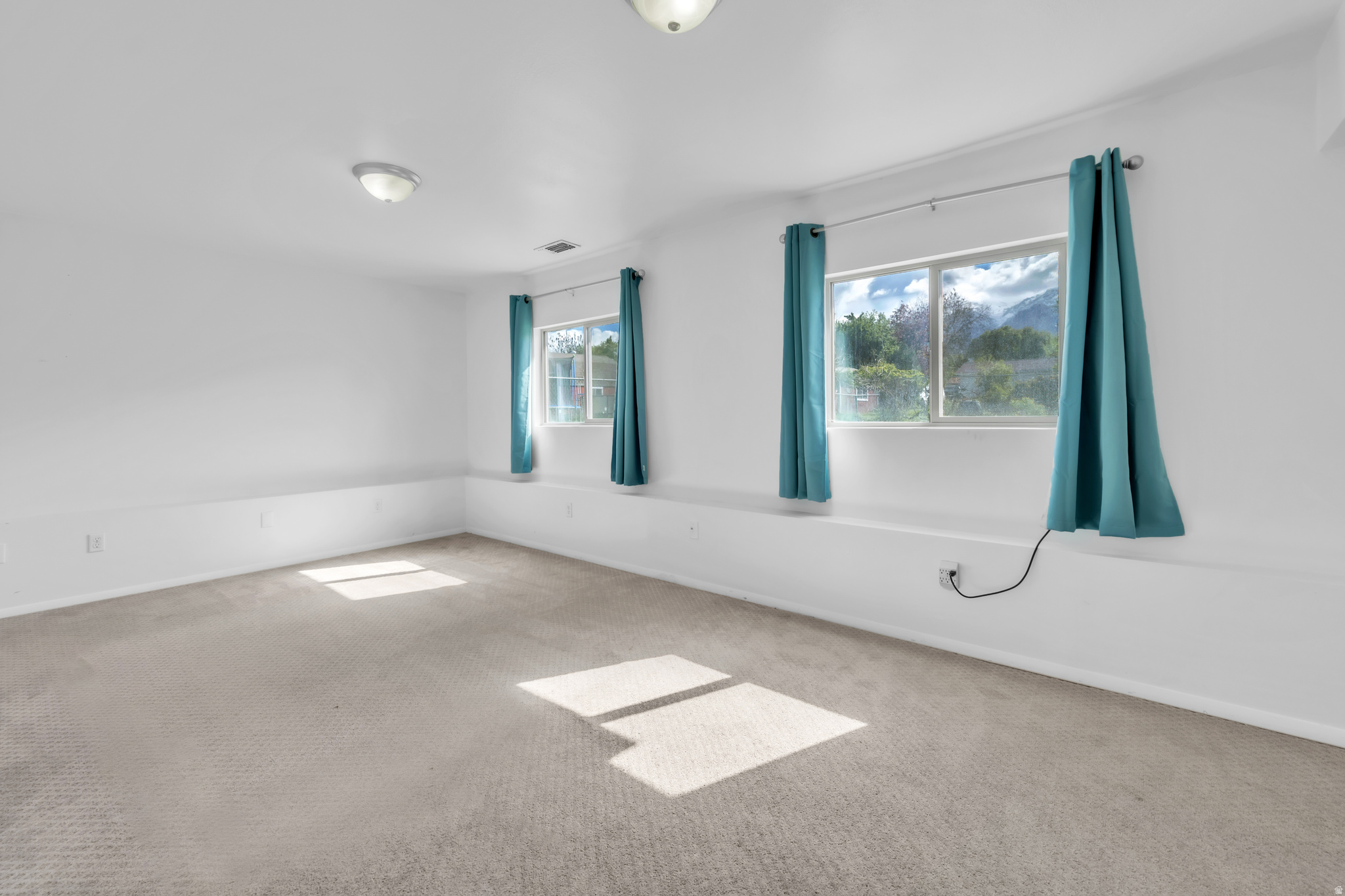 EAST MEADOWS NO 2 - Residential
