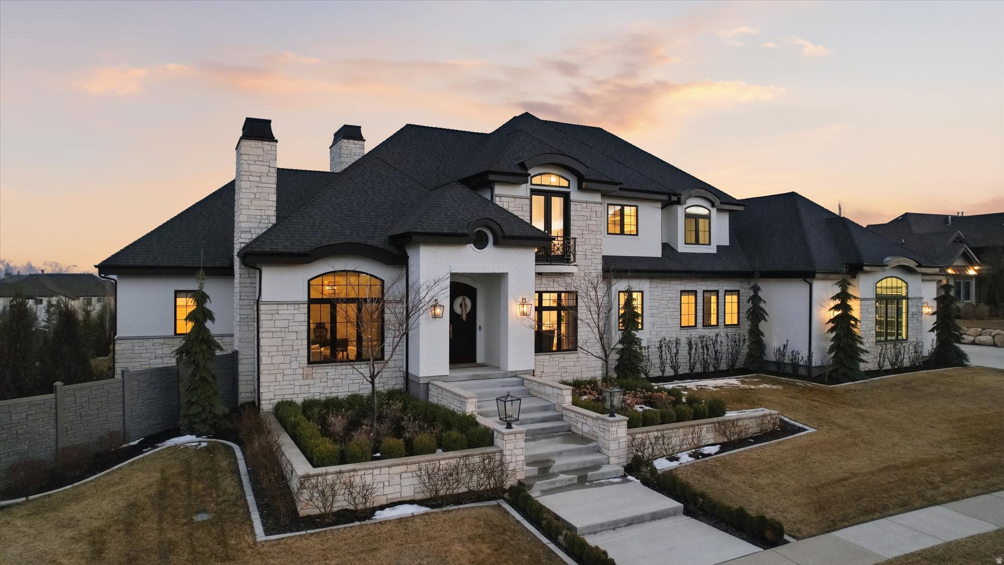 COUNTRY FRENCH ESTATES - Residential