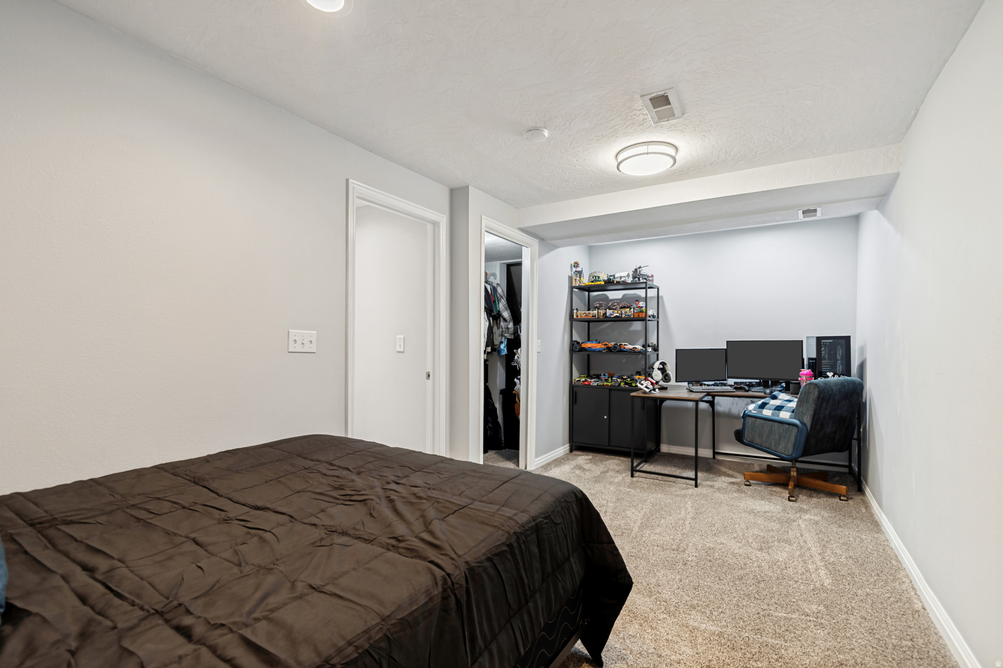 RIDGE - Residential
