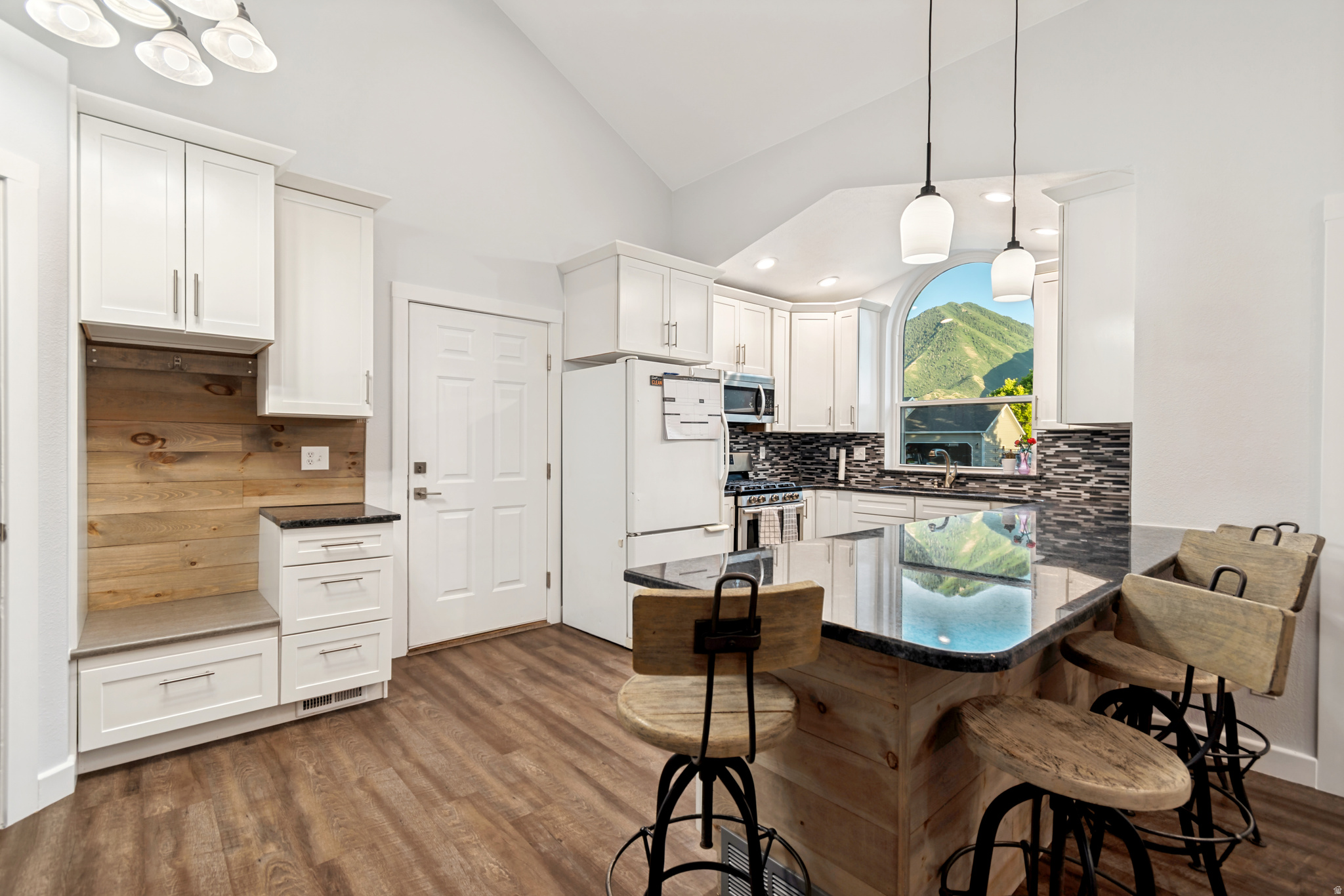 RIDGE - Residential