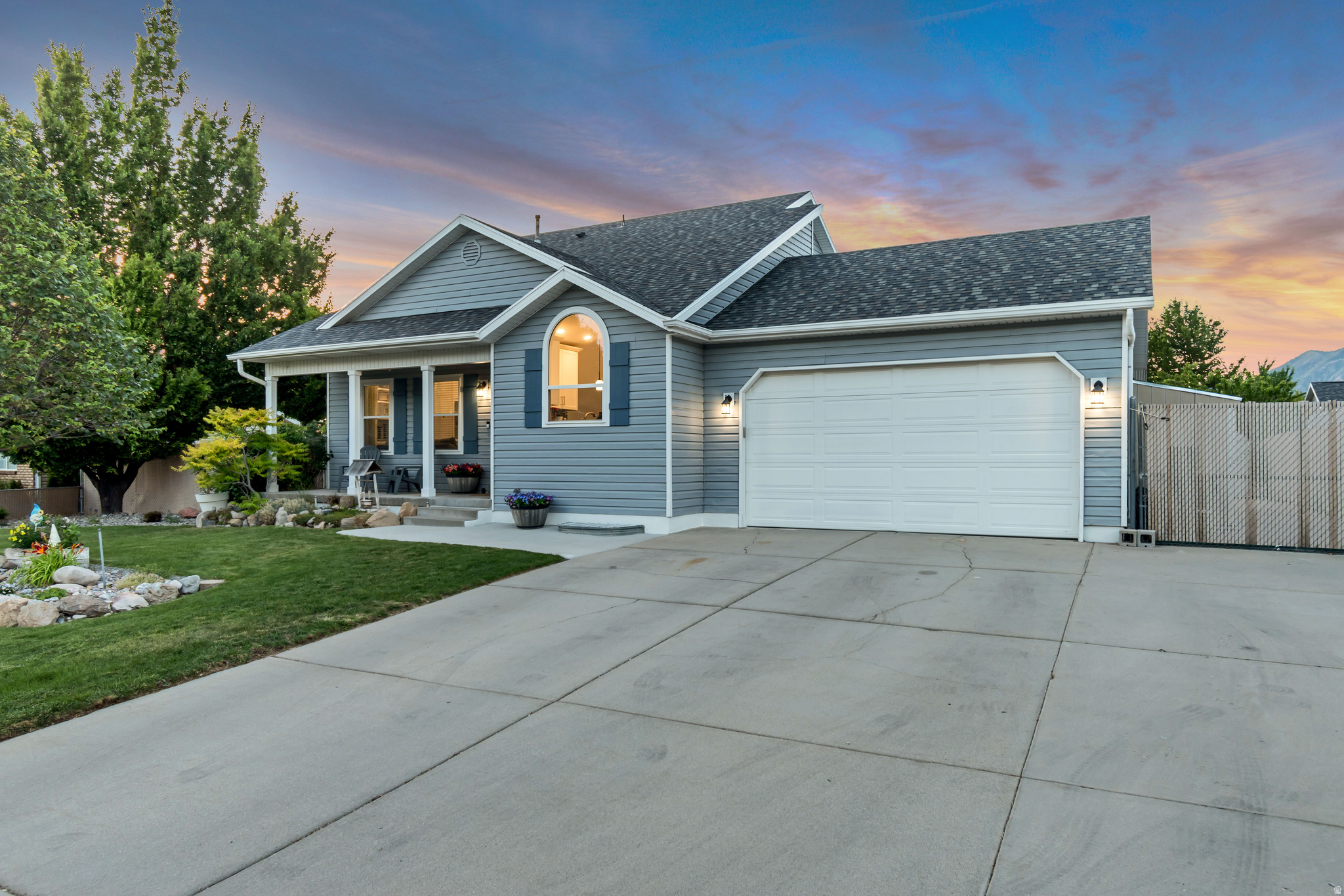 RIDGE - Residential