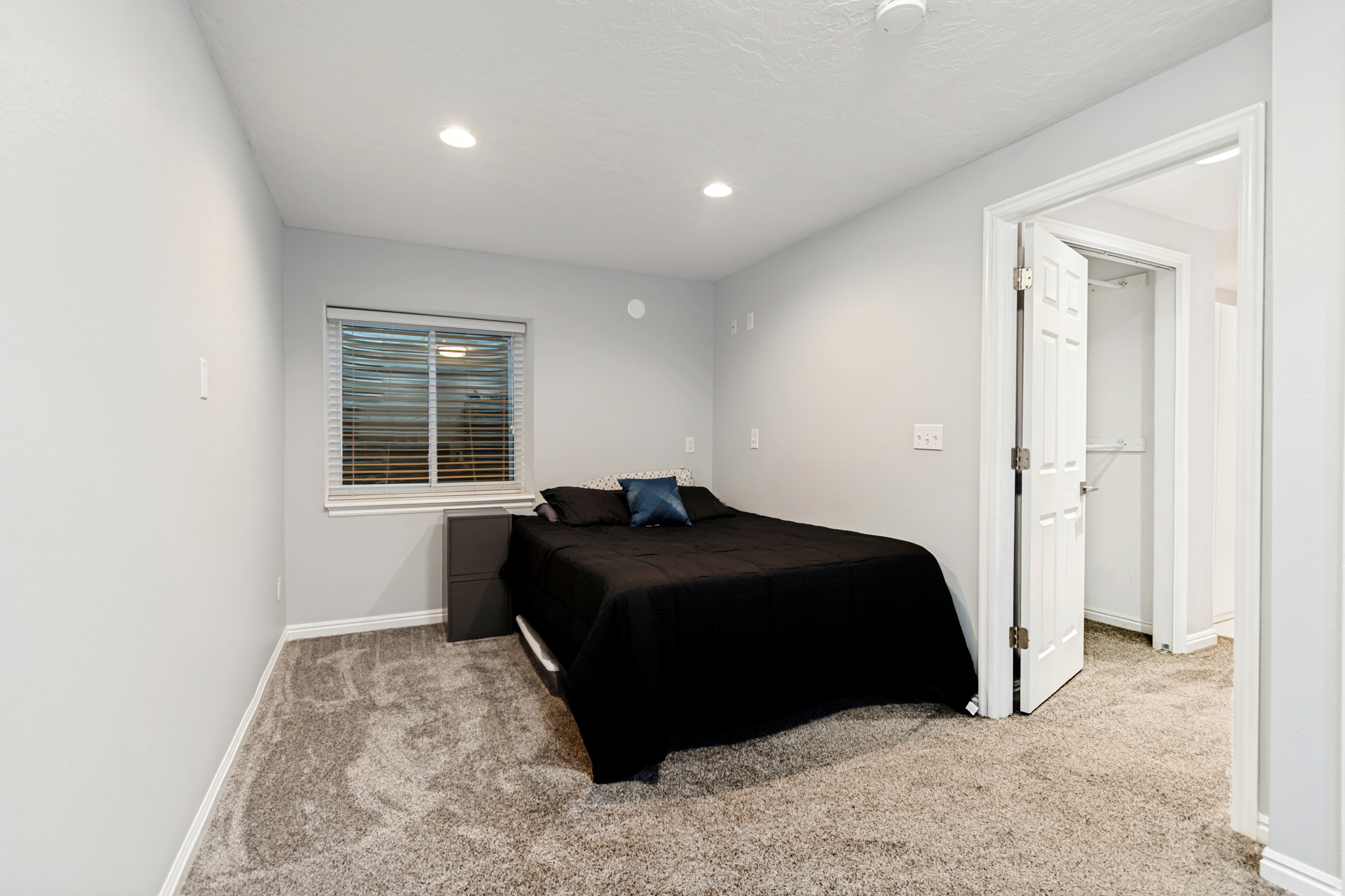 RIDGE - Residential