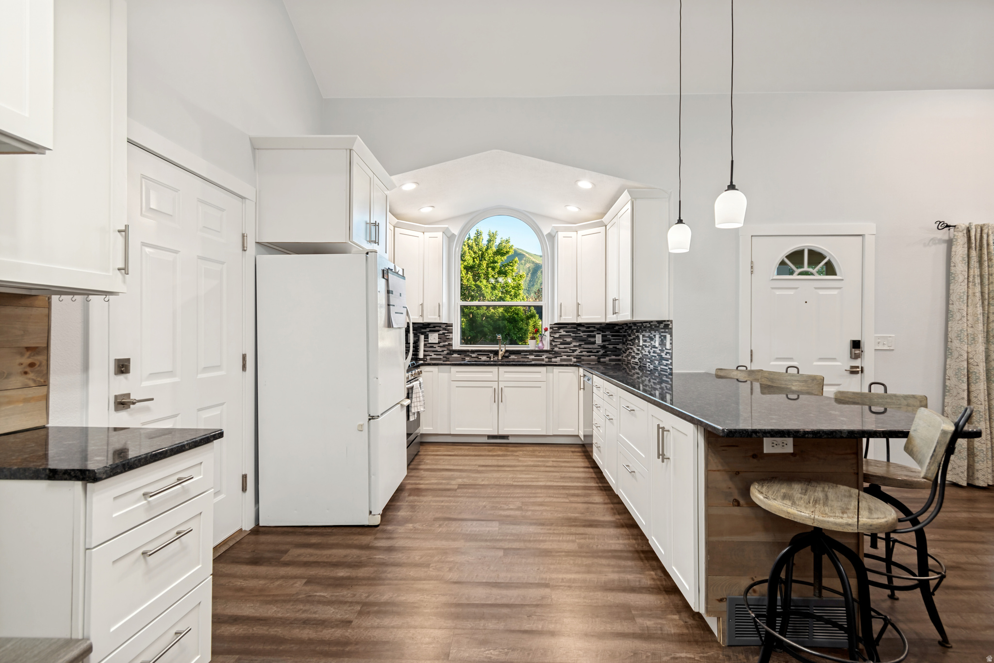 RIDGE - Residential