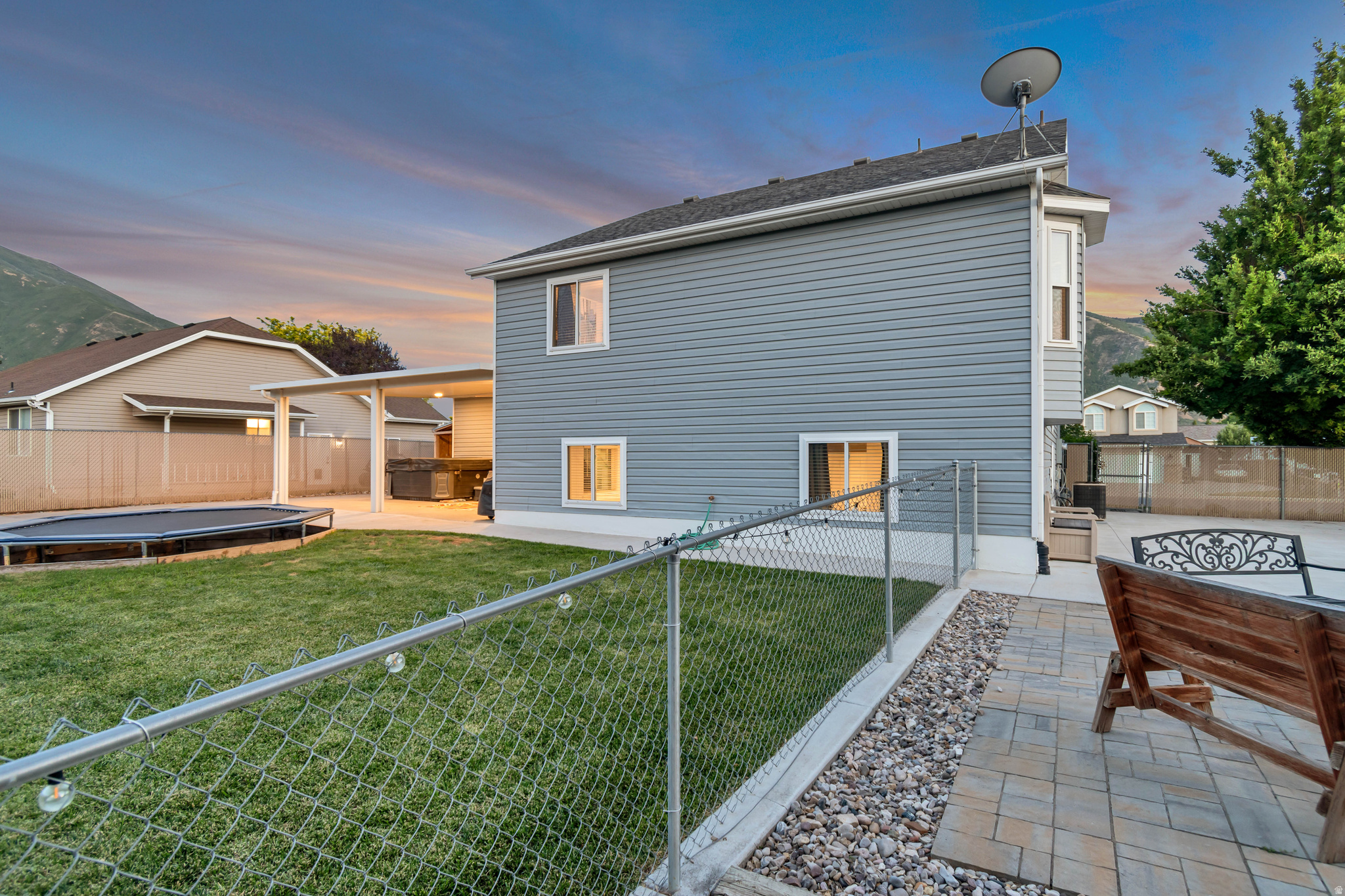 RIDGE - Residential