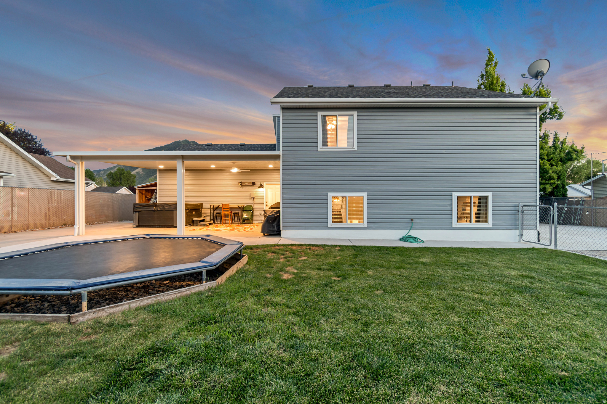 RIDGE - Residential