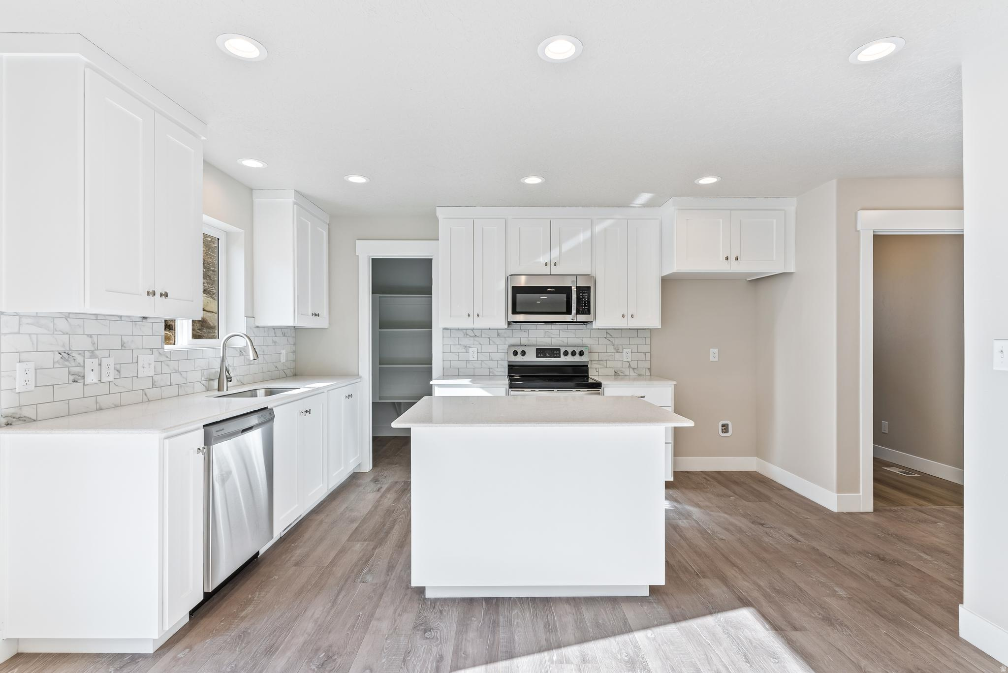 MAPLE MOUNTAIN - Residential