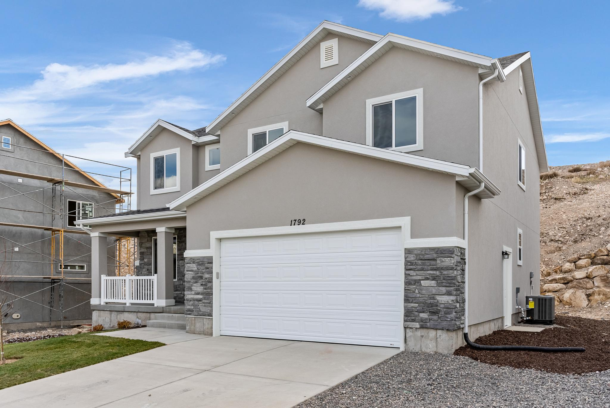 MAPLE MOUNTAIN - Residential