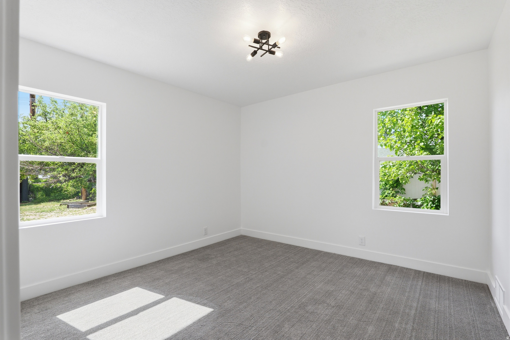 CHRISTEN - Residential