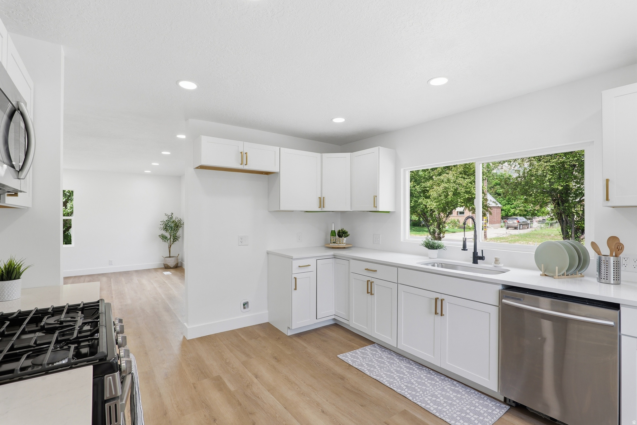 CHRISTEN - Residential