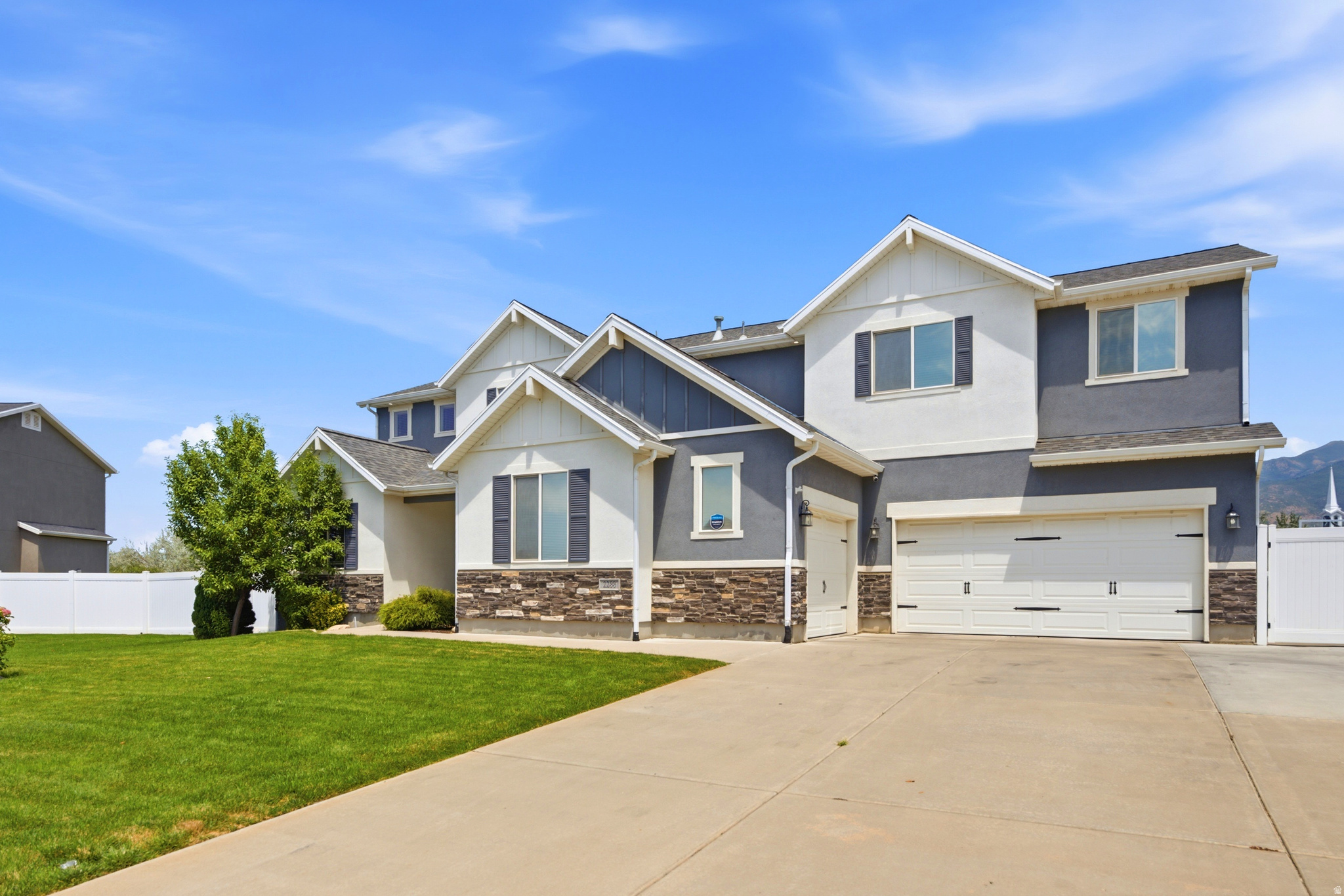 HUNTERS CREEK - Residential