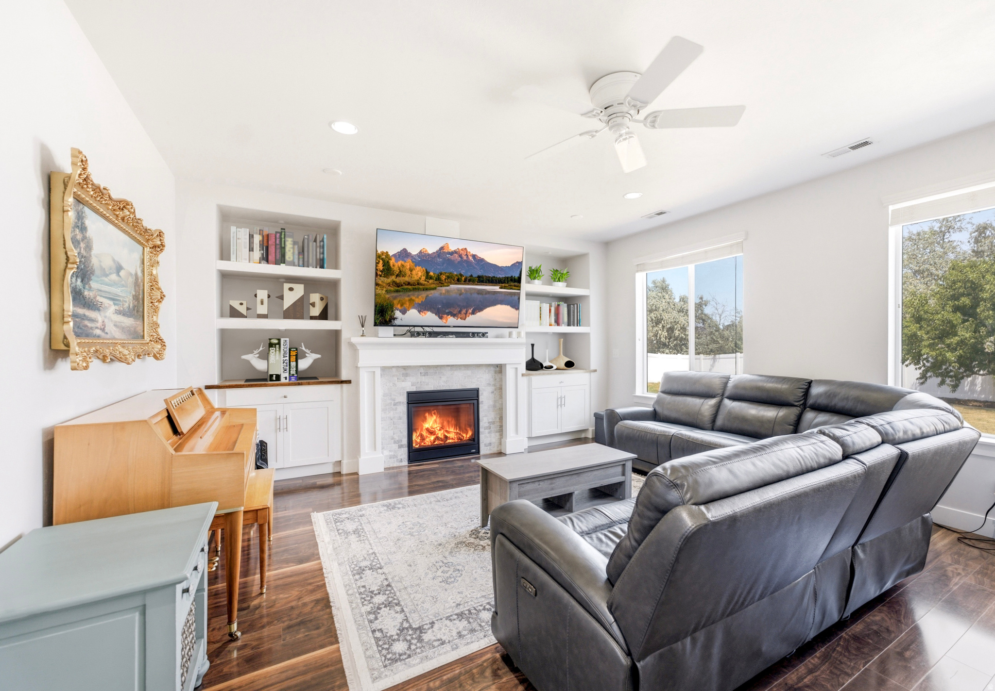 HUNTERS CREEK - Residential