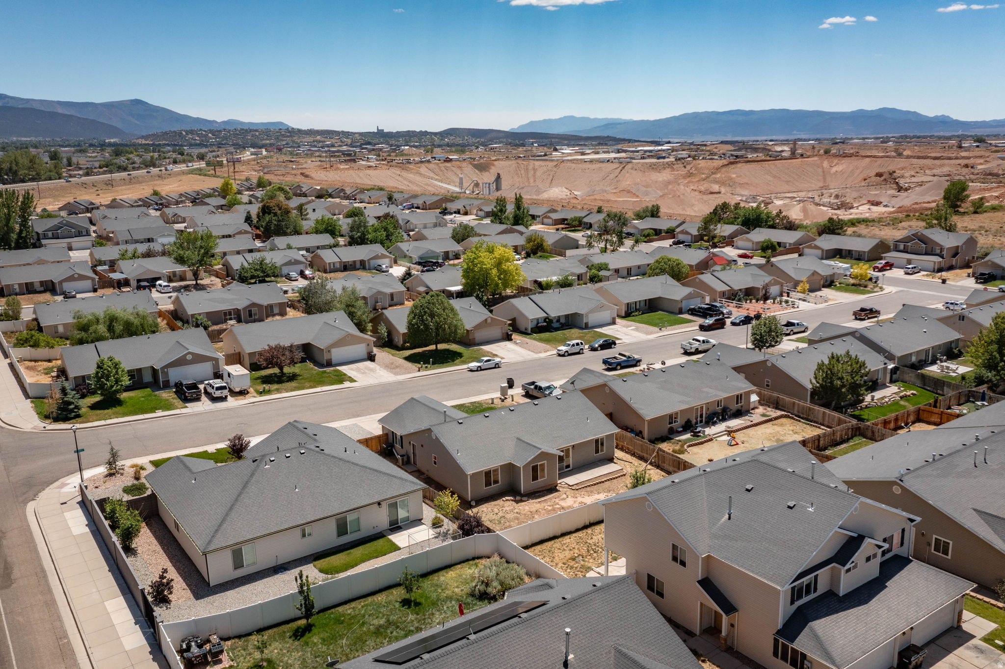 CEDAR WILLOWS SUBDIVISION - Residential