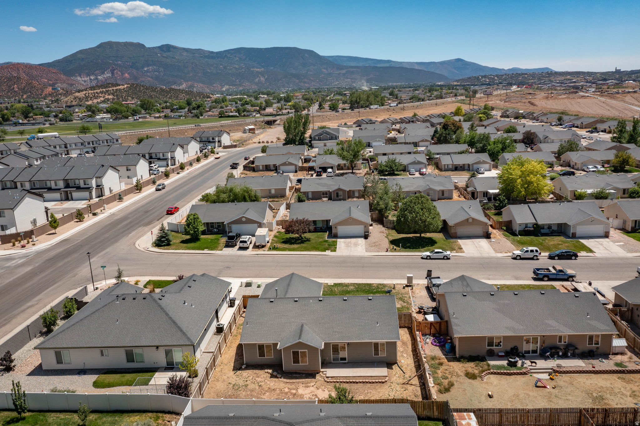 CEDAR WILLOWS SUBDIVISION - Residential