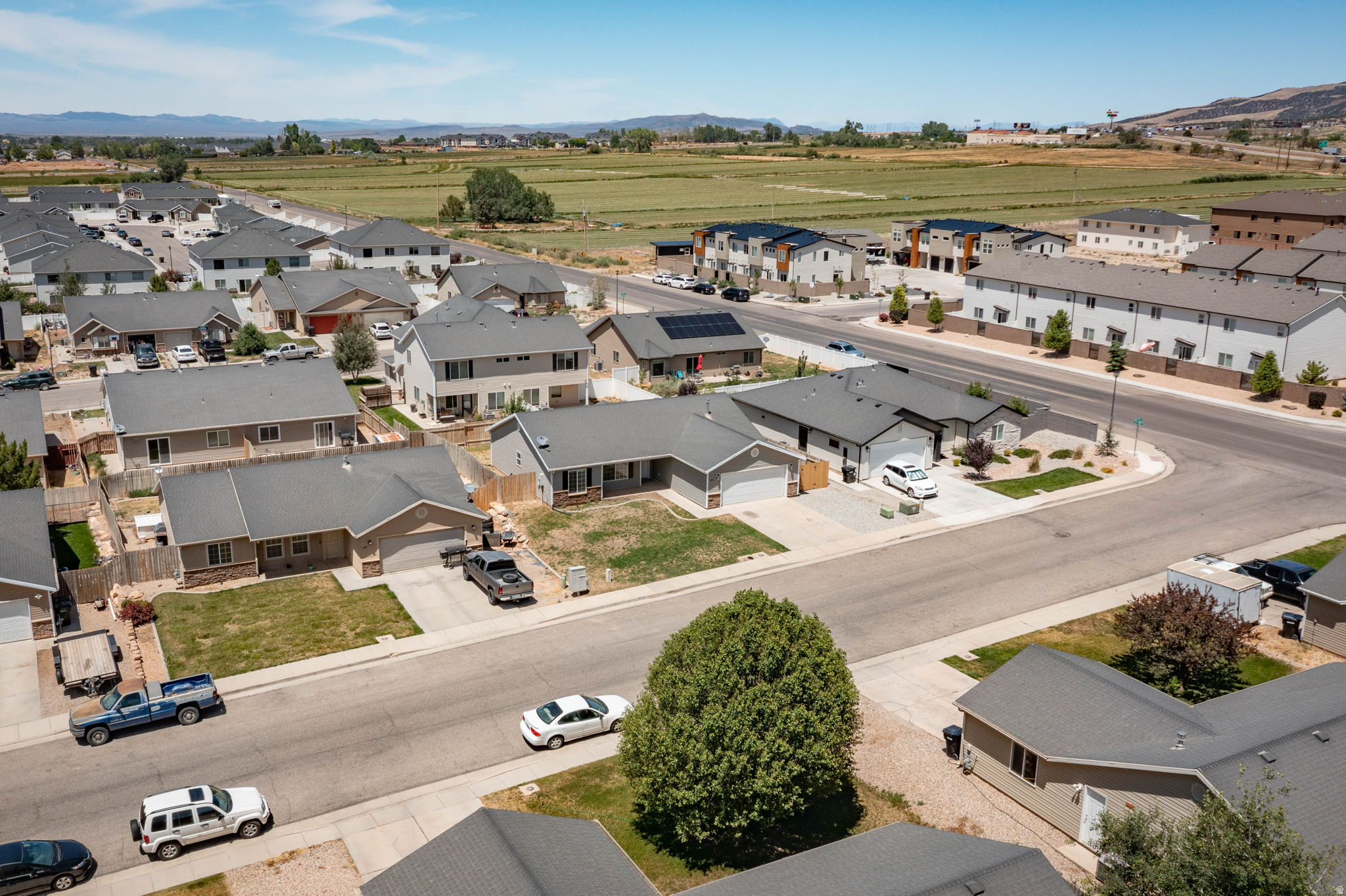 CEDAR WILLOWS SUBDIVISION - Residential