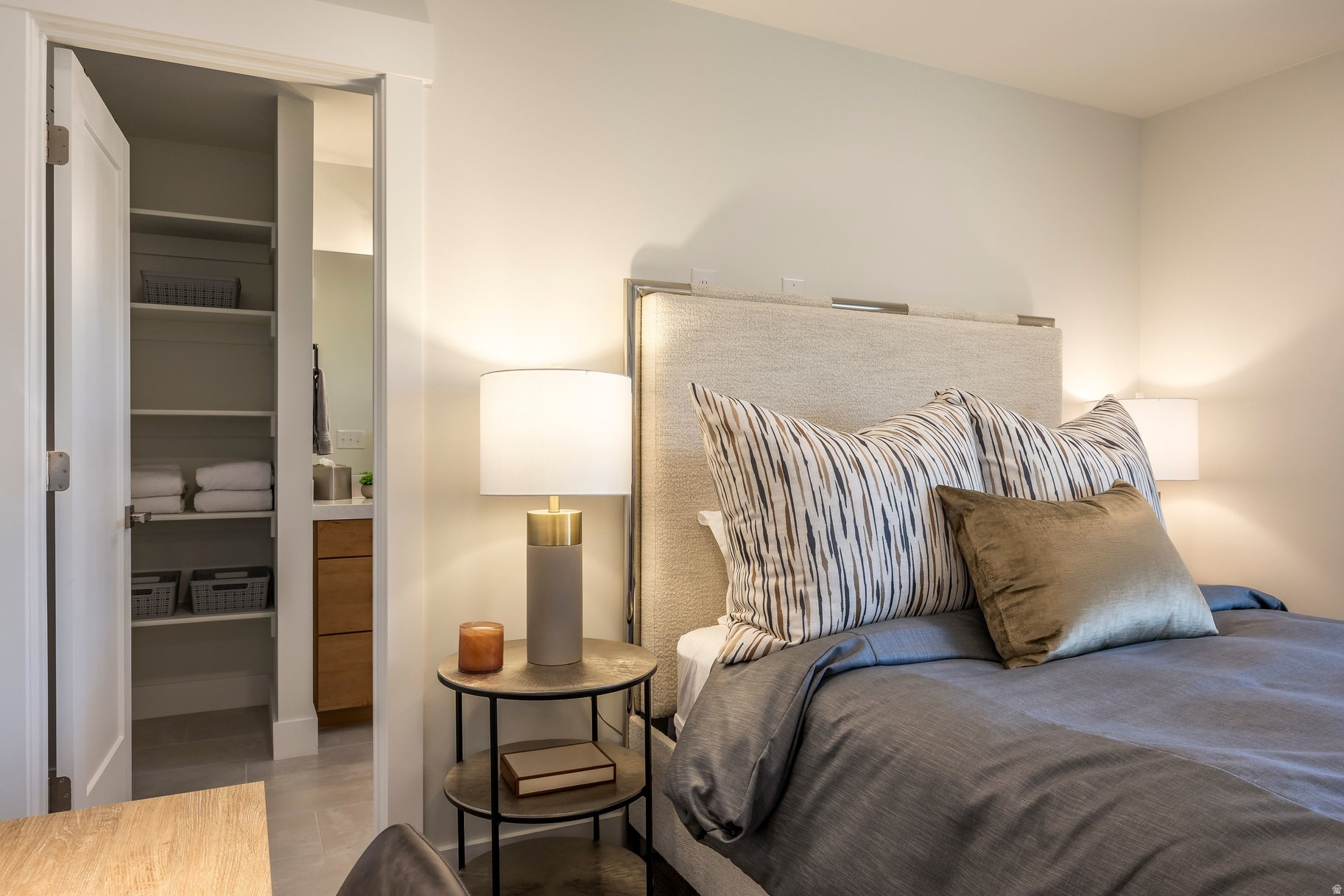 SILVER CREEK - Residential