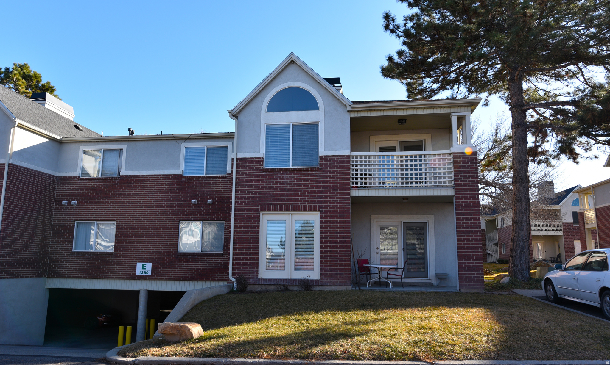 DAYBREAK HILL - Residential