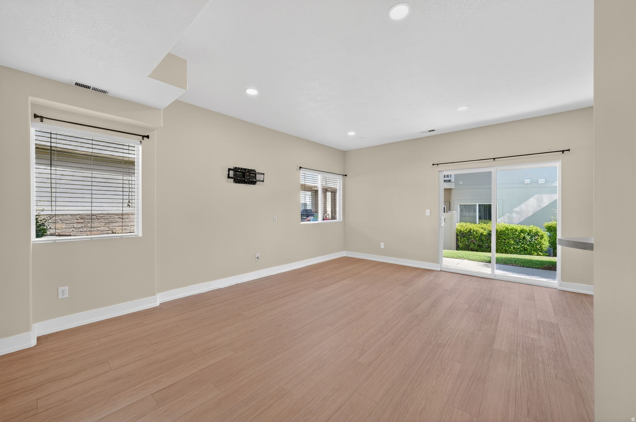ASPEN SPRINGS PHASE - Residential