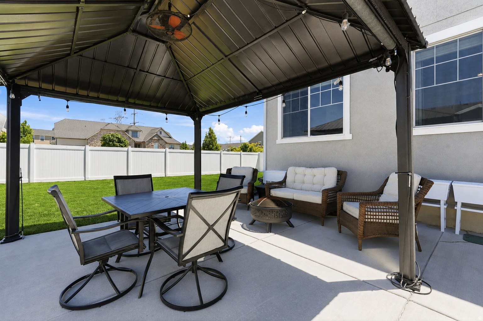 MONTEREY ESTATES - Residential