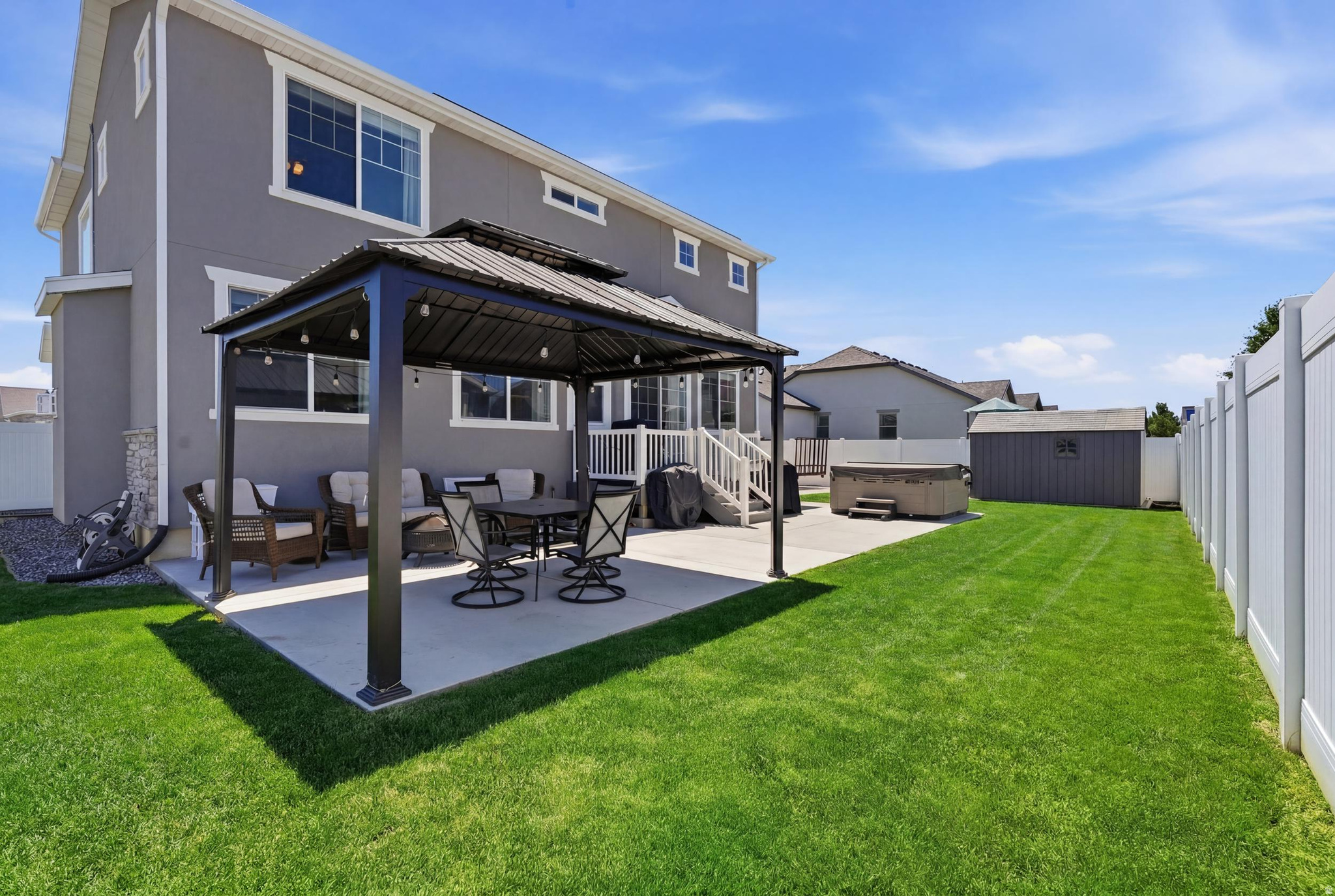MONTEREY ESTATES - Residential