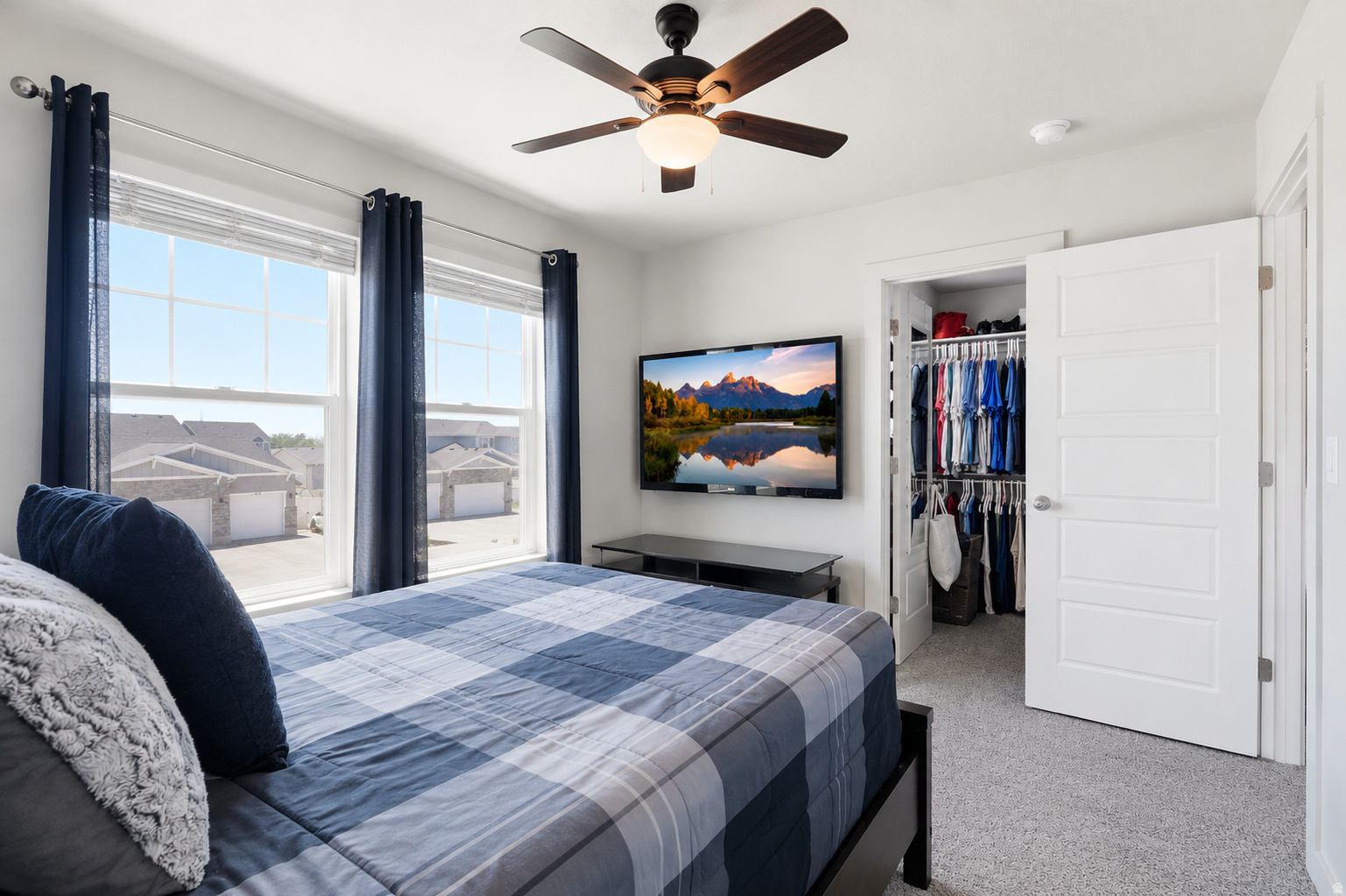 MONTEREY ESTATES - Residential