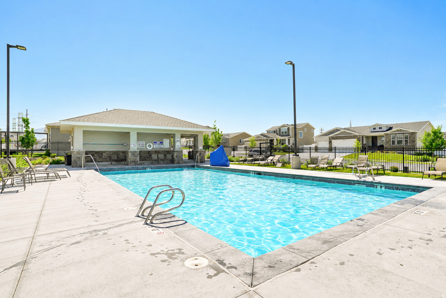 MONTEREY ESTATES - Residential