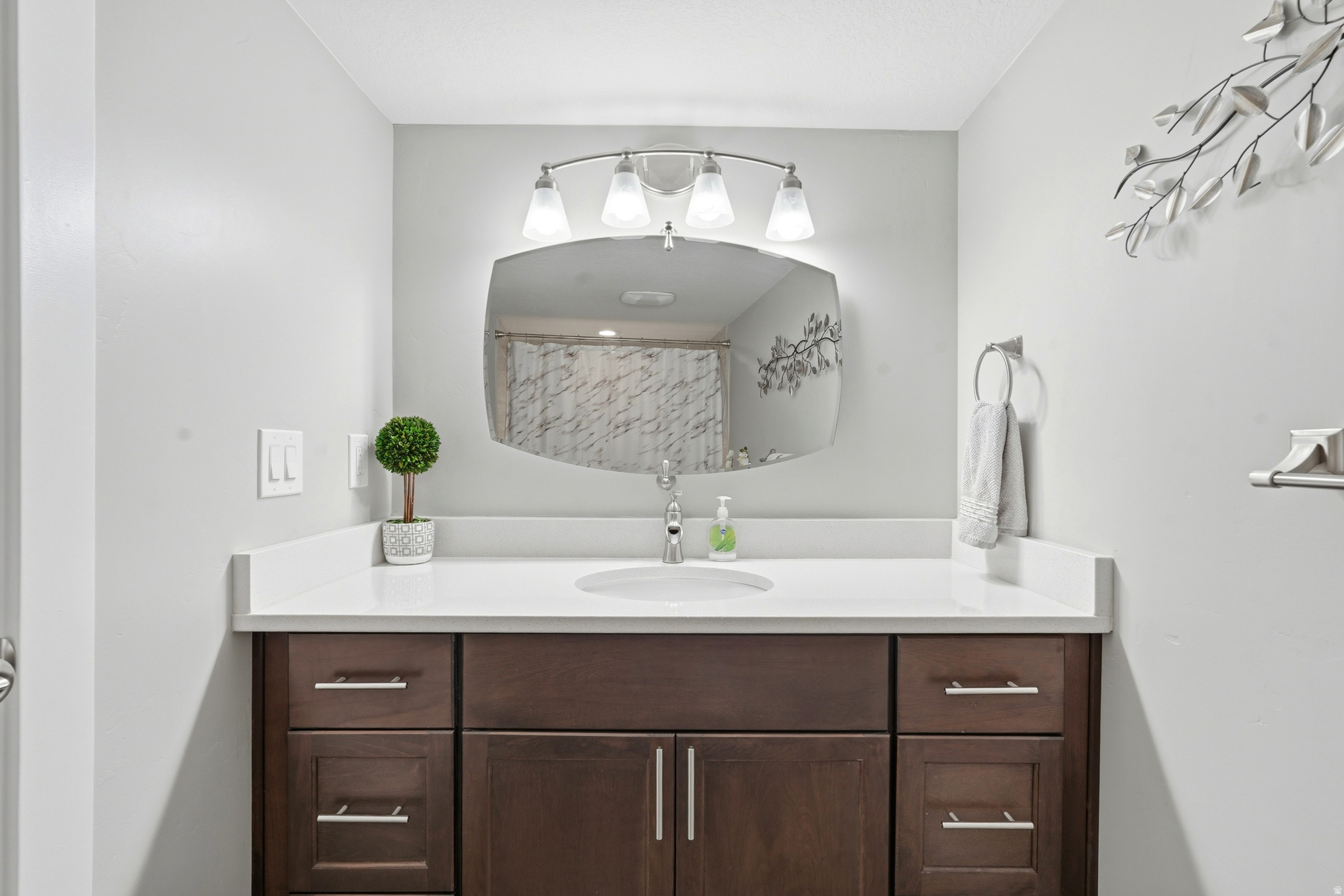 MONTEREY ESTATES - Residential